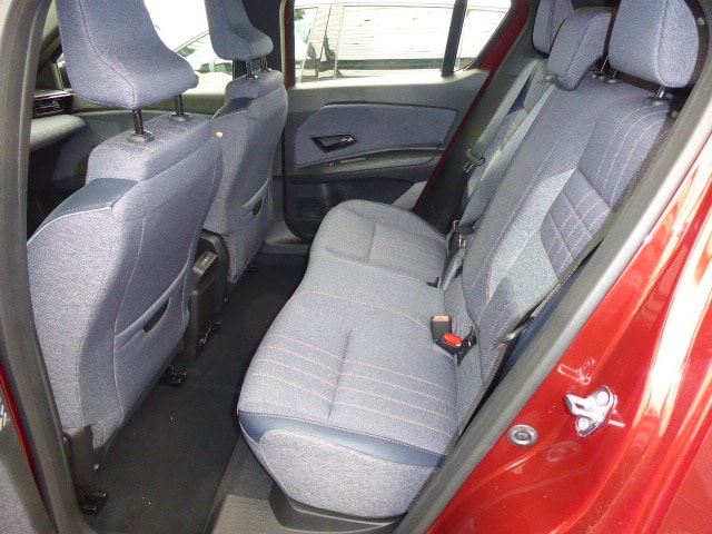 RENAULT R4 E-Tech Comfort Range 52 kWh Techno-image-5