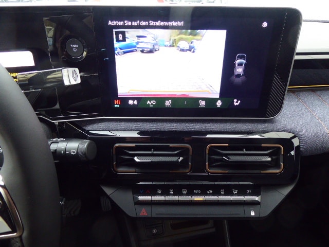 RENAULT R4 E-Tech Comfort Range 52 kWh Techno-image-8
