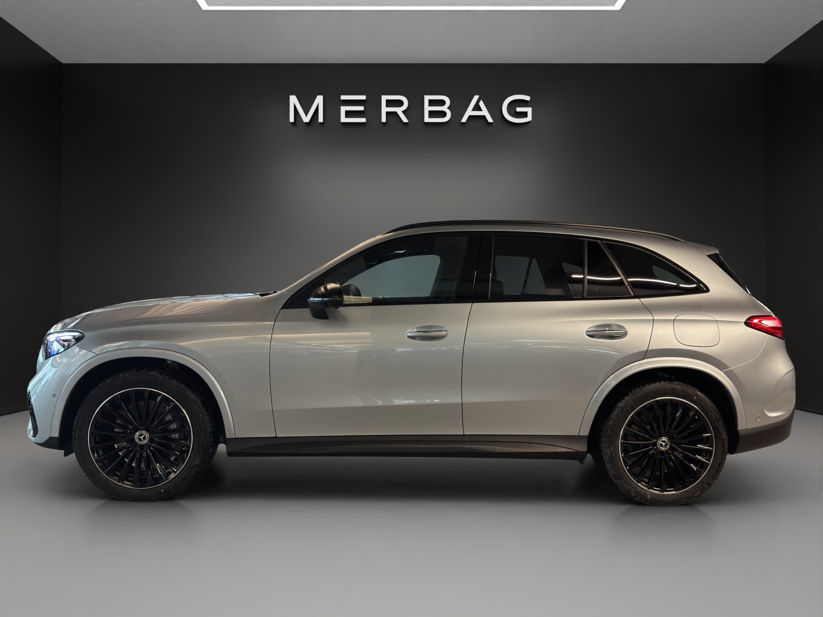 MERCEDES-BENZ GLC 300 de 4M EQ Star AMG Line-image-1