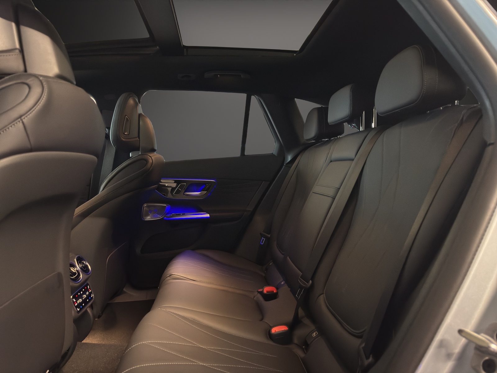 MERCEDES-BENZ GLC 300 de 4M EQ Star AMG Line-image-11