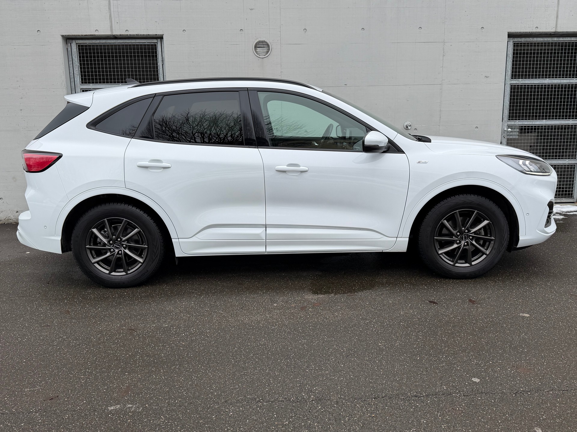 FORD Kuga 2.0 TDCi EcoBlue ST-Line X 4WD-image-5
