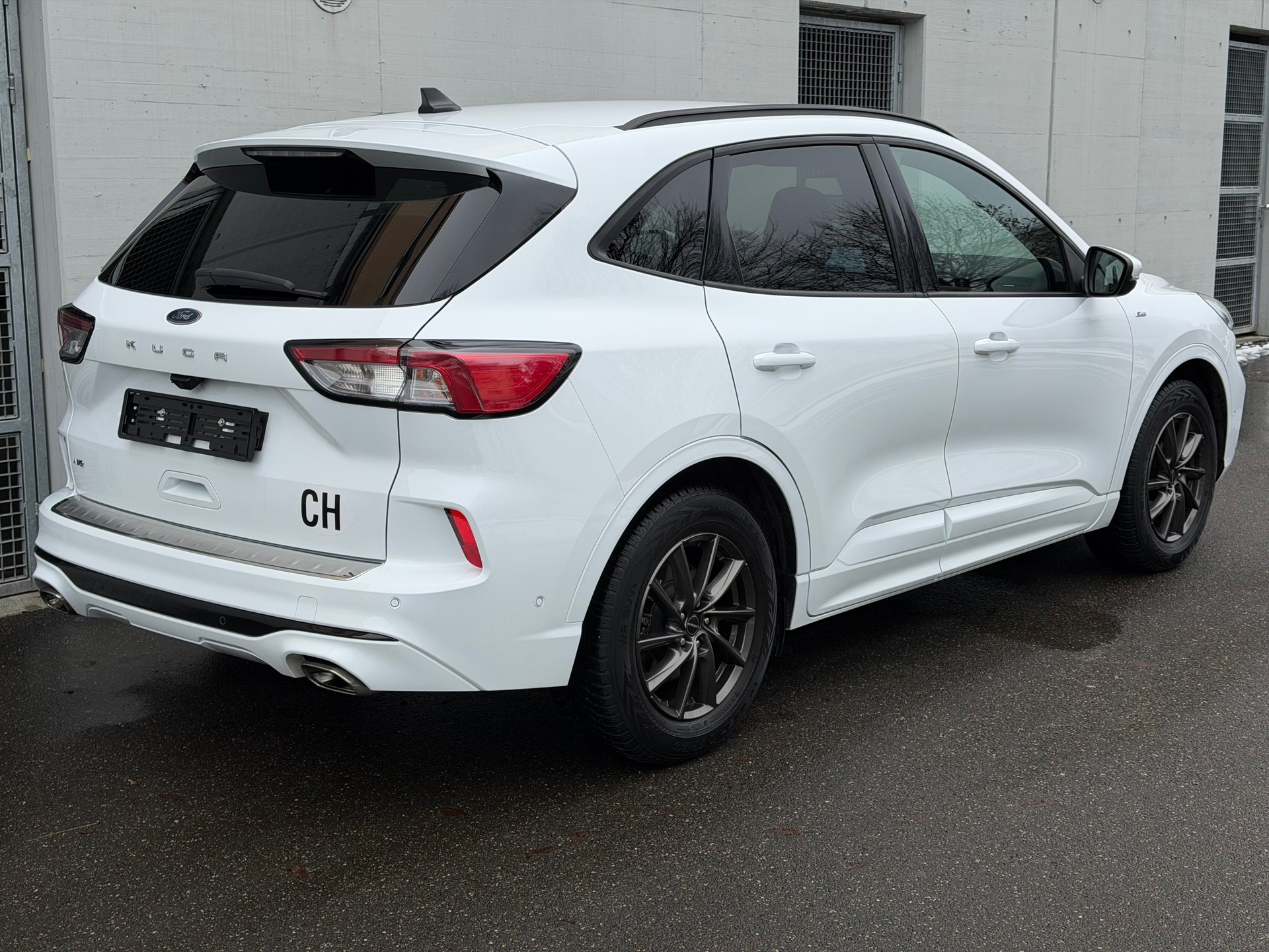 FORD Kuga 2.0 TDCi EcoBlue ST-Line X 4WD-image-3