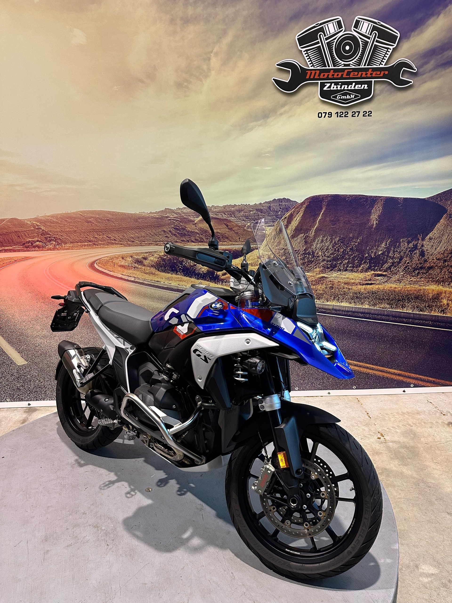BMW R 1300 GS mit Sportfederung 2 CM höher-showroom-element-1