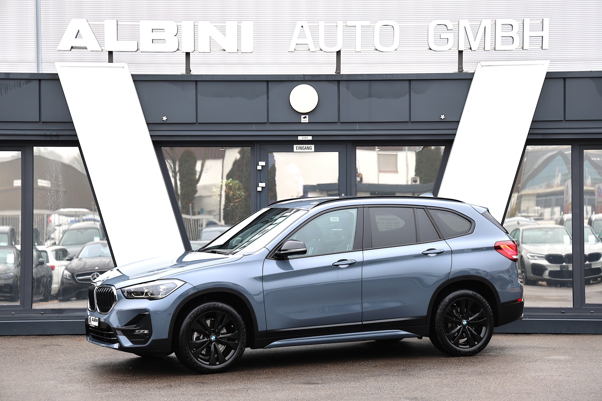 BMW X1 xDrive 20d Sport Line Steptronic-image-0