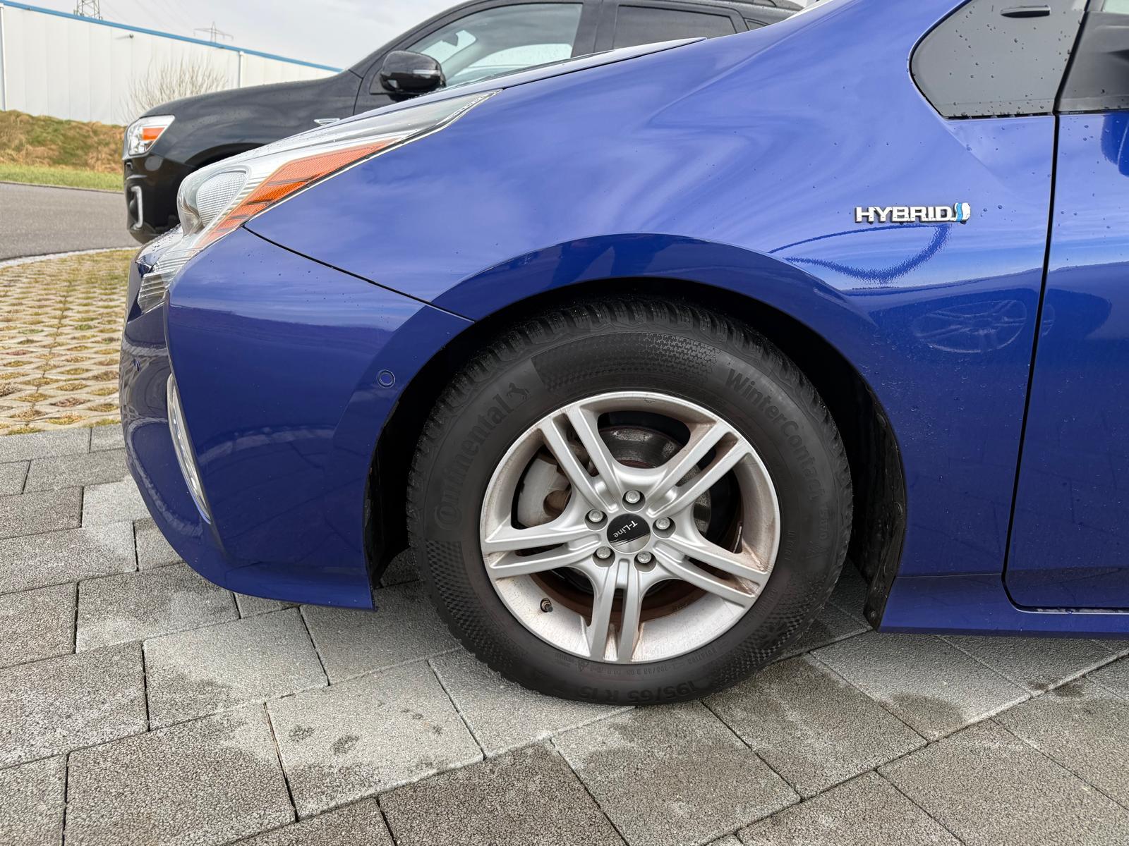 TOYOTA Prius 1.8 VVTi HSD Sol Premium-image-21