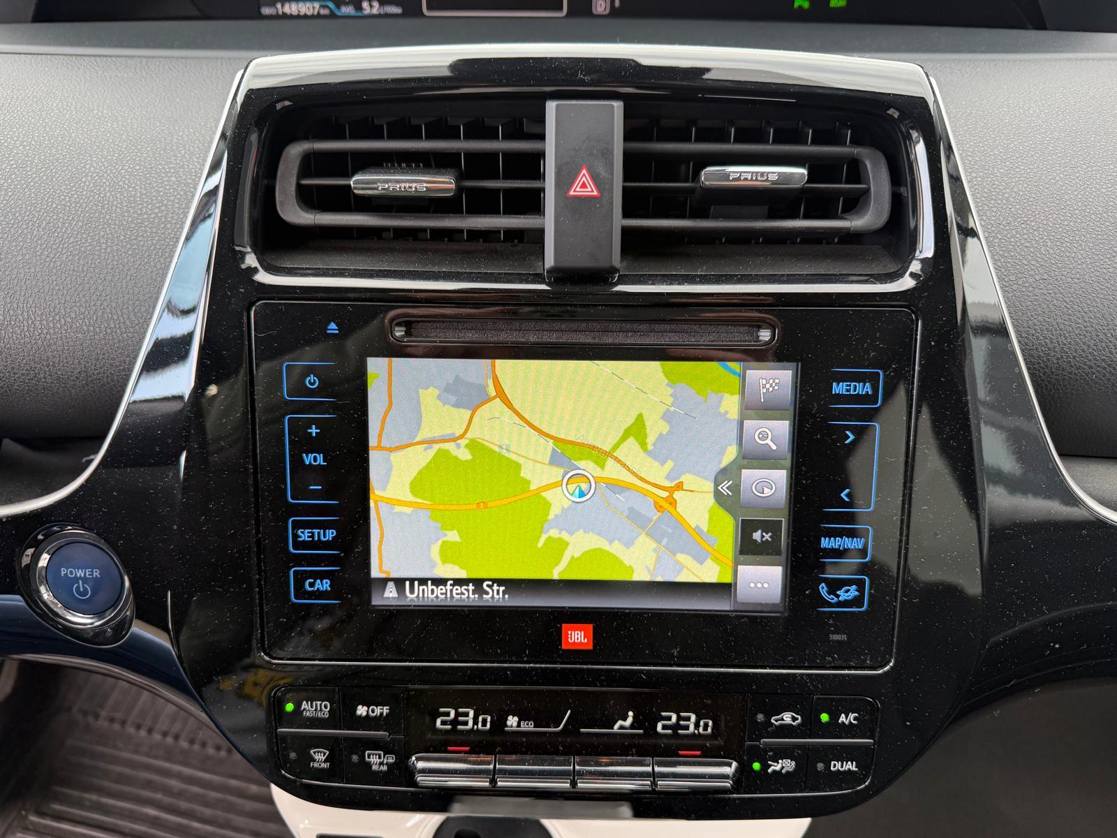 TOYOTA Prius 1.8 VVTi HSD Sol Premium-image-12