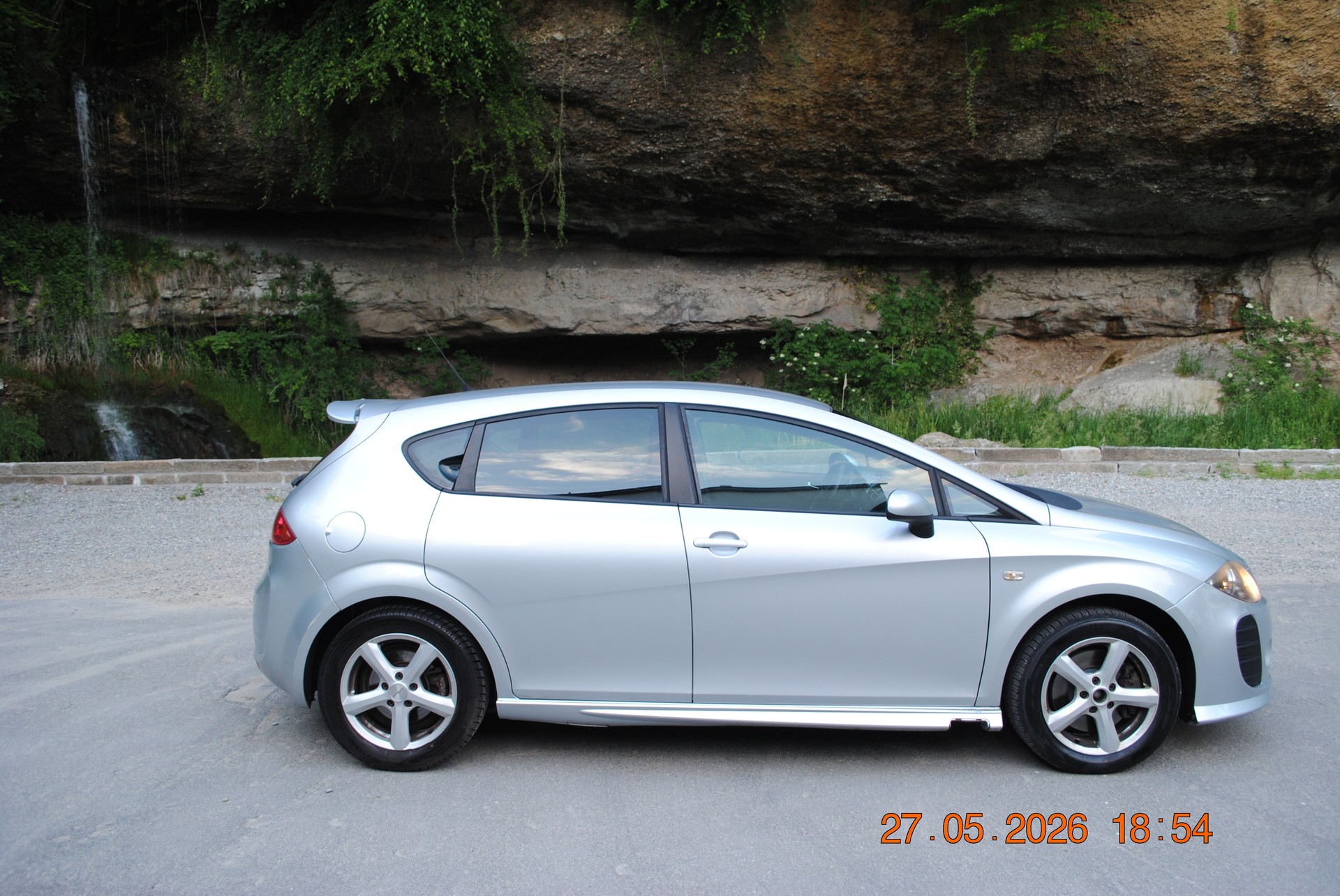 SEAT Leon 2.0 FSI T Radical-image-2