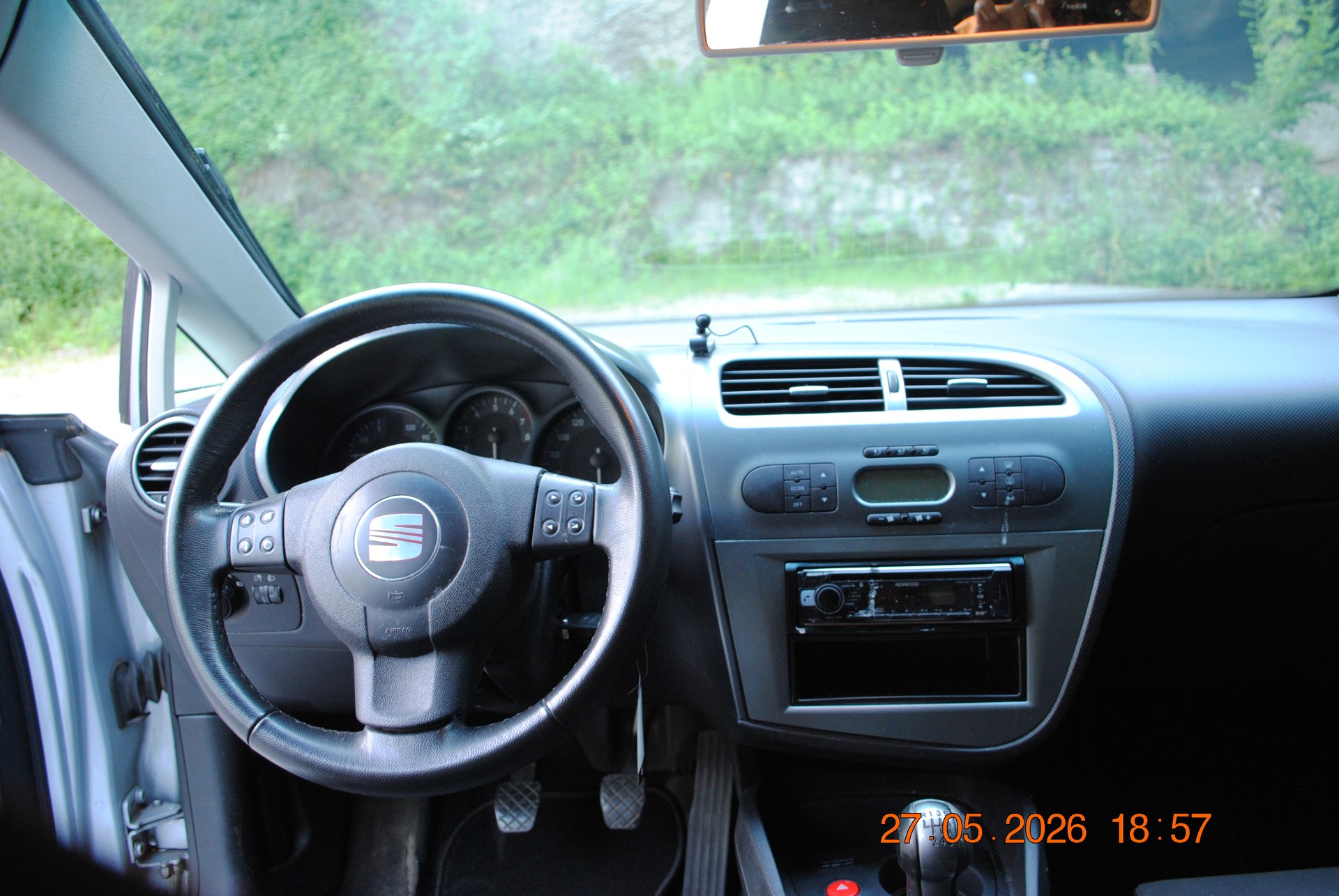 SEAT Leon 2.0 FSI T Radical-image-10