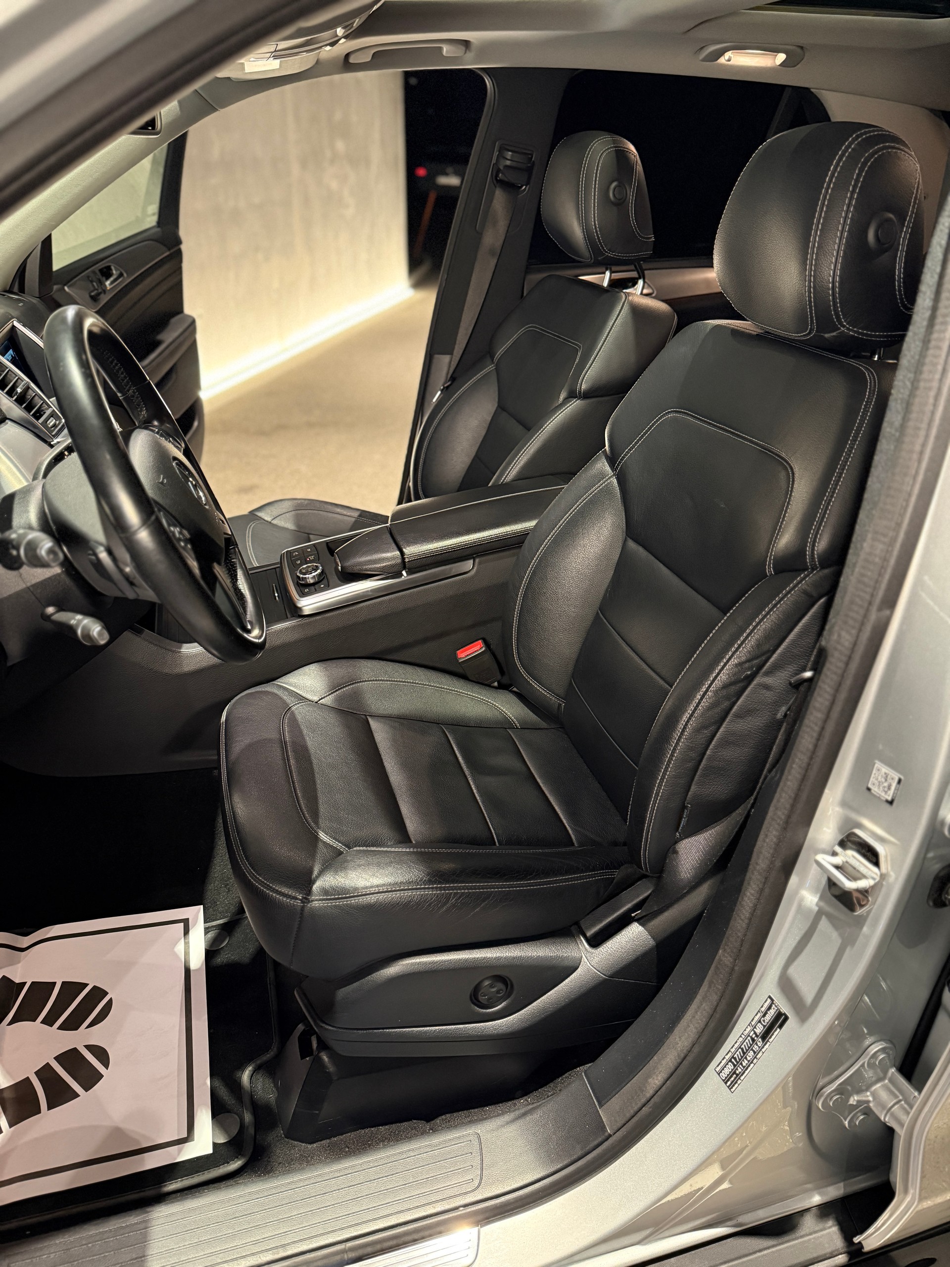 MERCEDES-BENZ ML 350 BlueTEC 4Matic 7G-Tronic-image-10