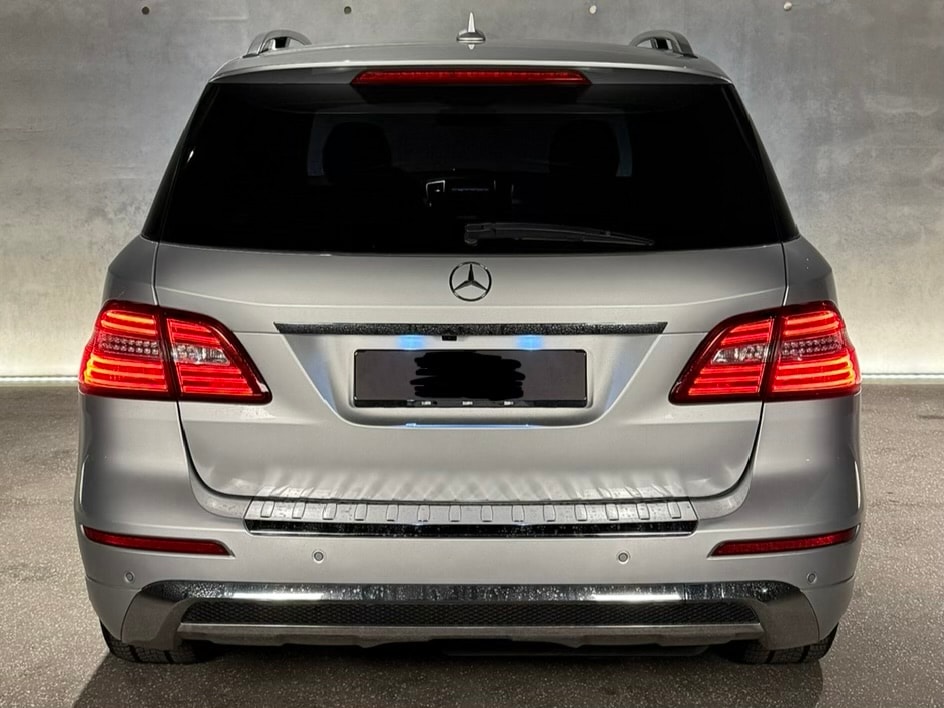 MERCEDES-BENZ ML 350 BlueTEC 4Matic 7G-Tronic-image-7