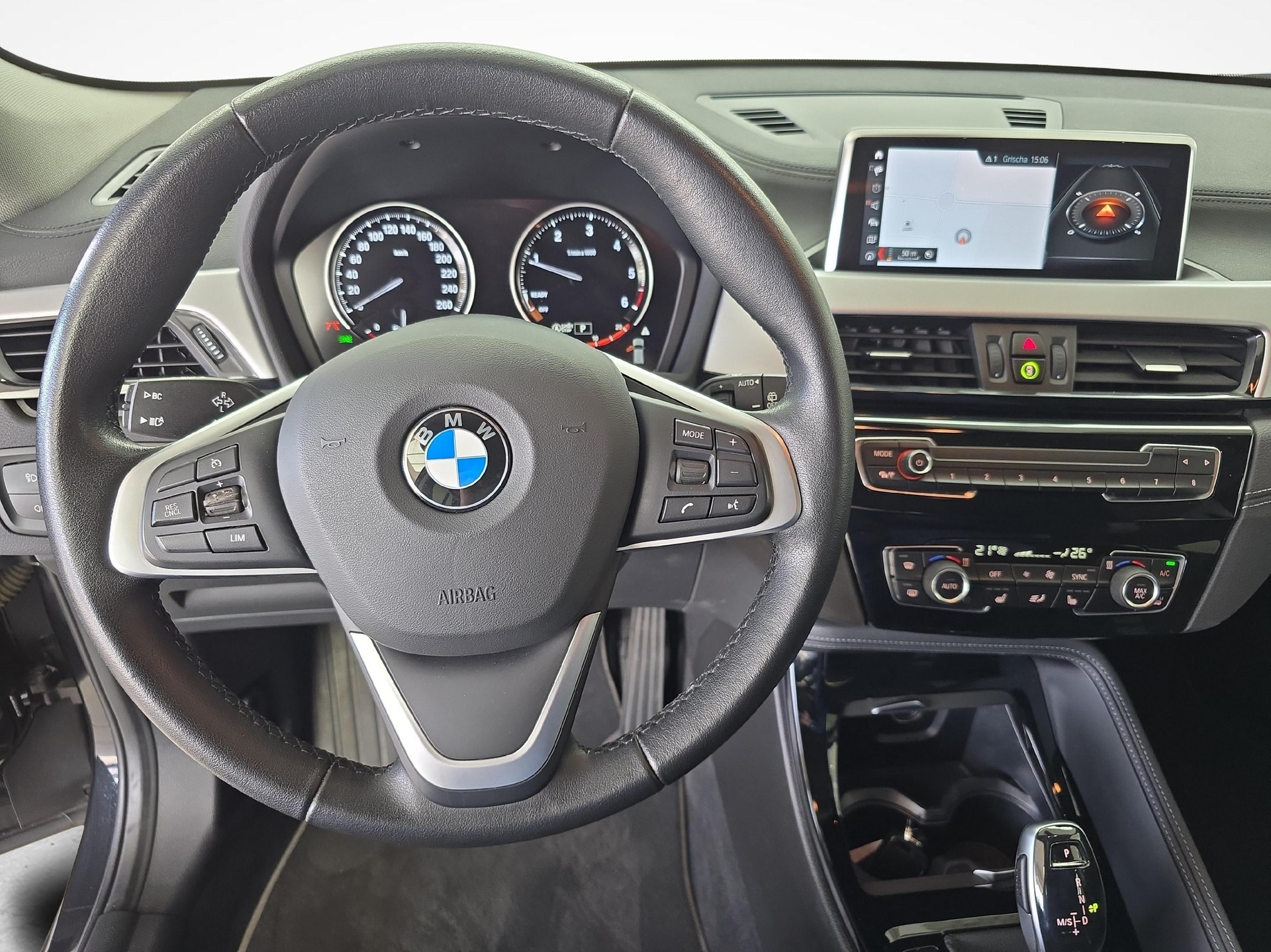 BMW X2 18d xDrive-image-12