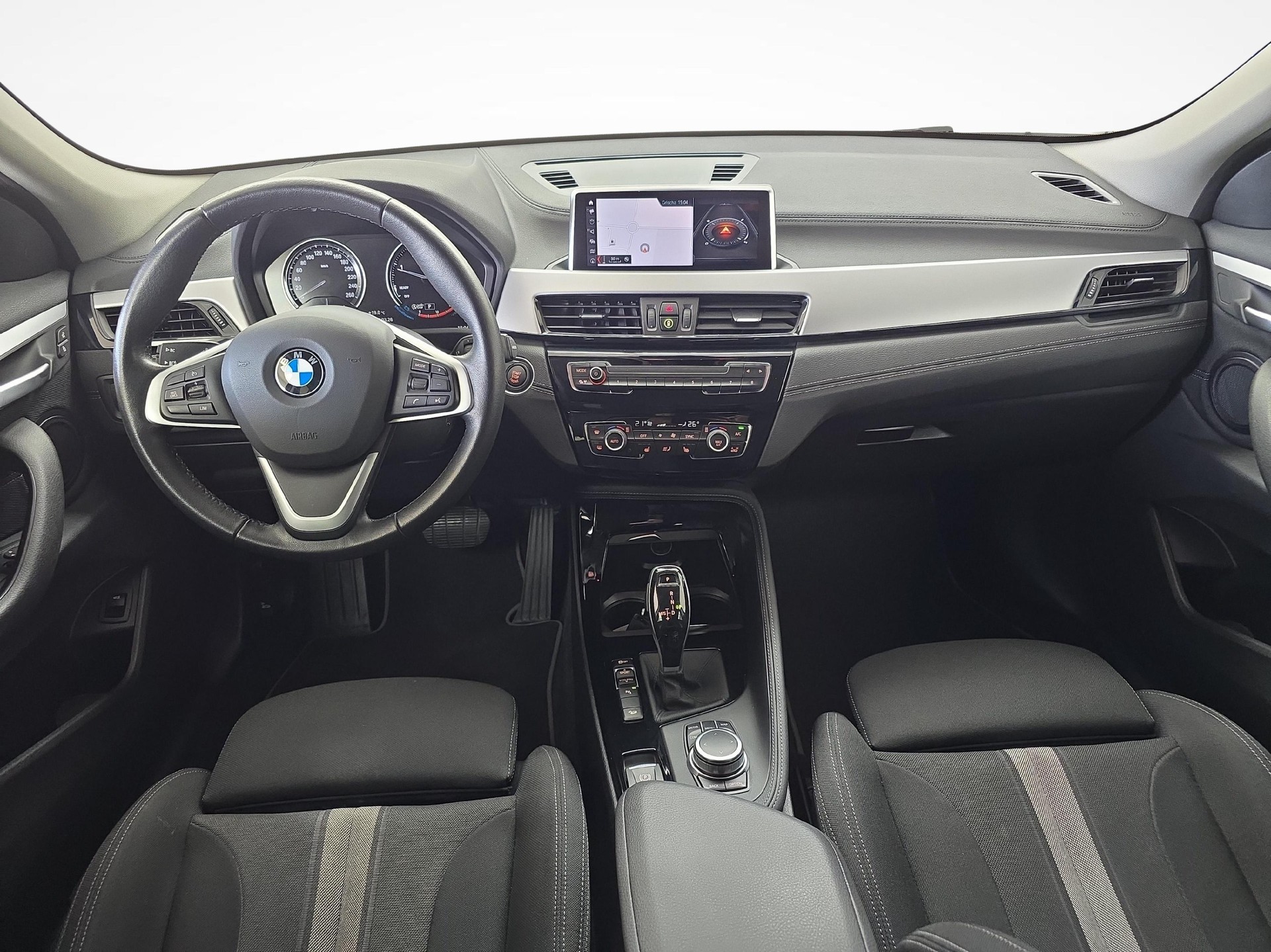 BMW X2 18d xDrive-image-8