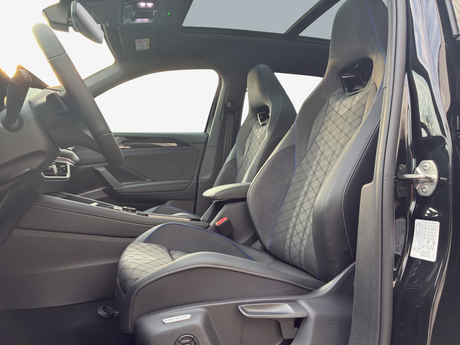 VW Tayron 1.5 TSI evo2 eHybrid R-Line DSG-image-7
