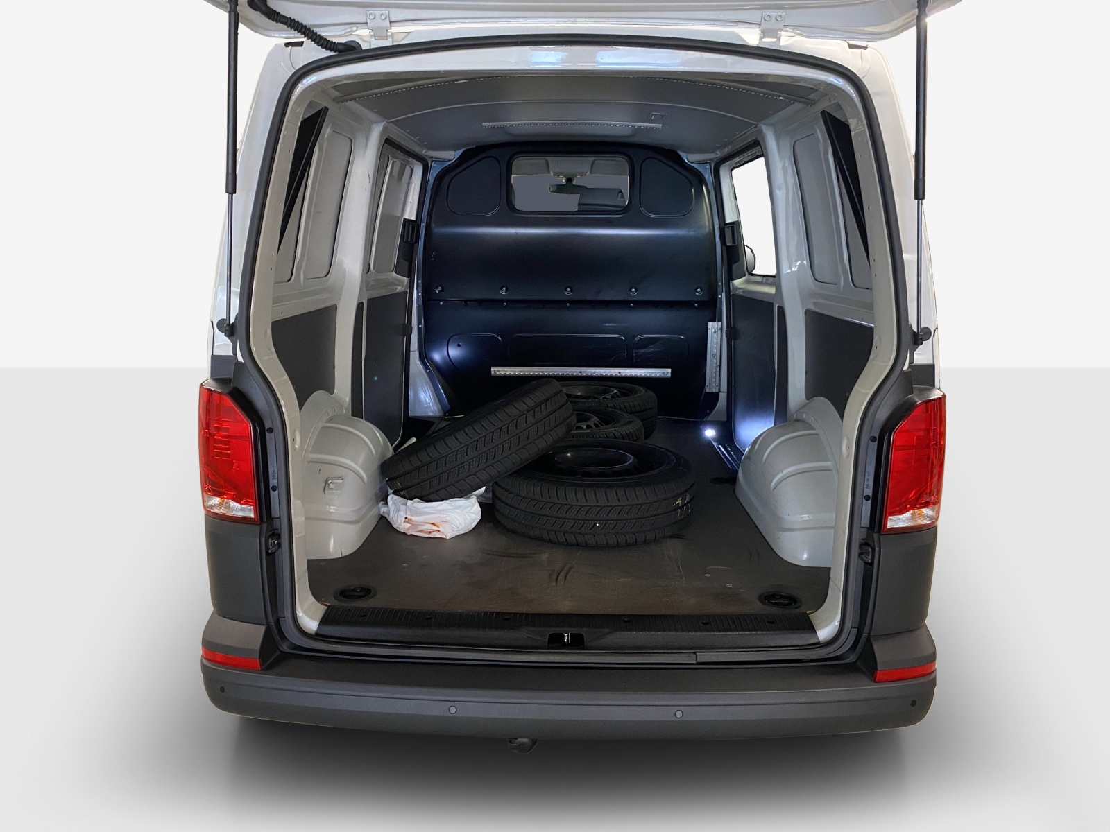 VW T6.1 2.0 TDI 4Motion-image-12