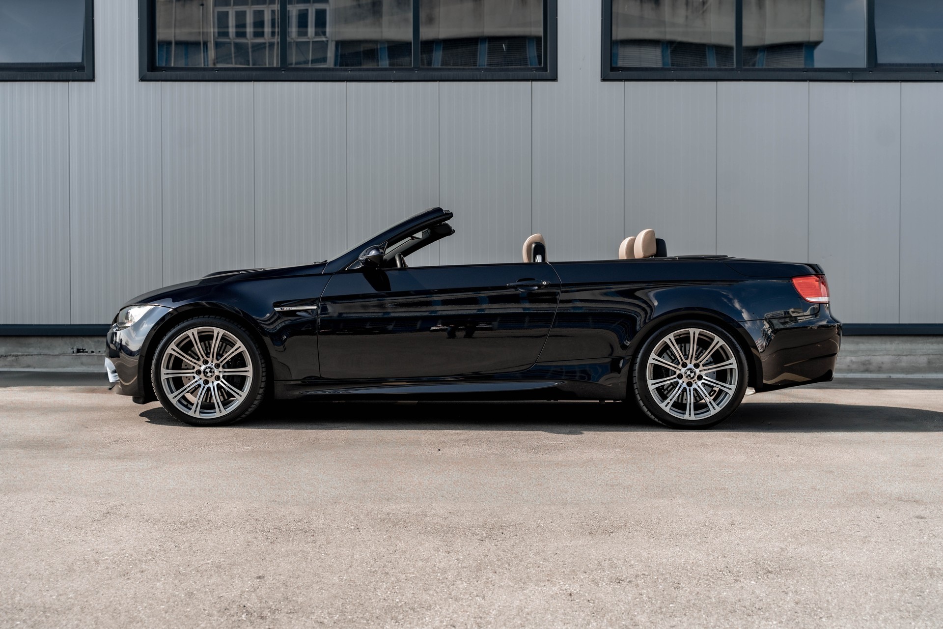 BMW M3 Cabriolet DSG * HARTGE Sportabgasanlage * traumhafte Farbkombination * ab MFK *-image-7