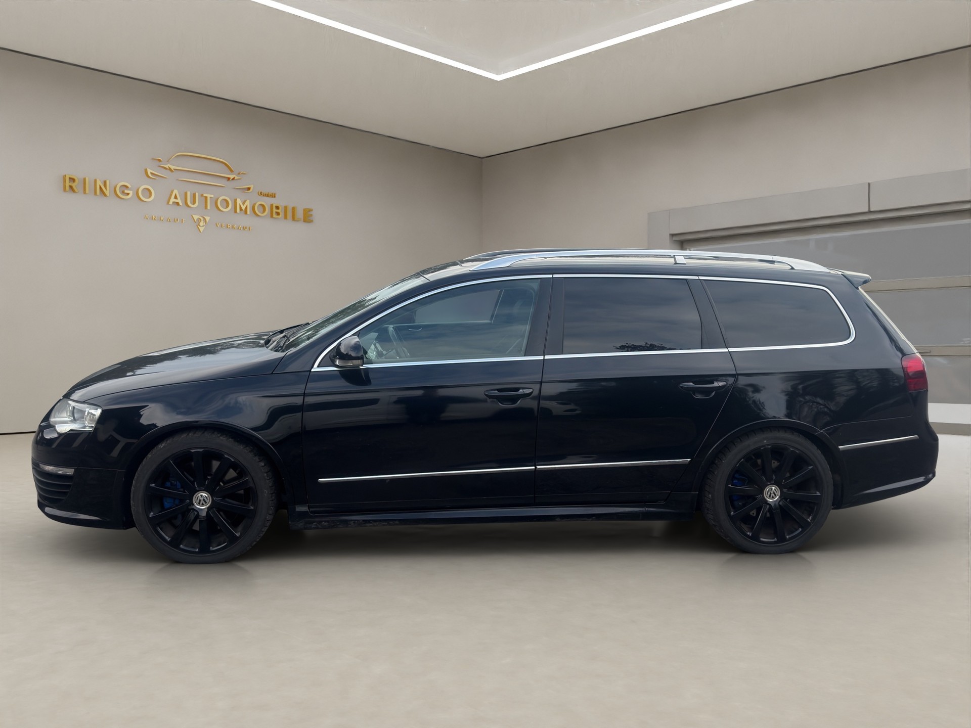 VW Passat Variant R36 4Motion-showroom-element-3