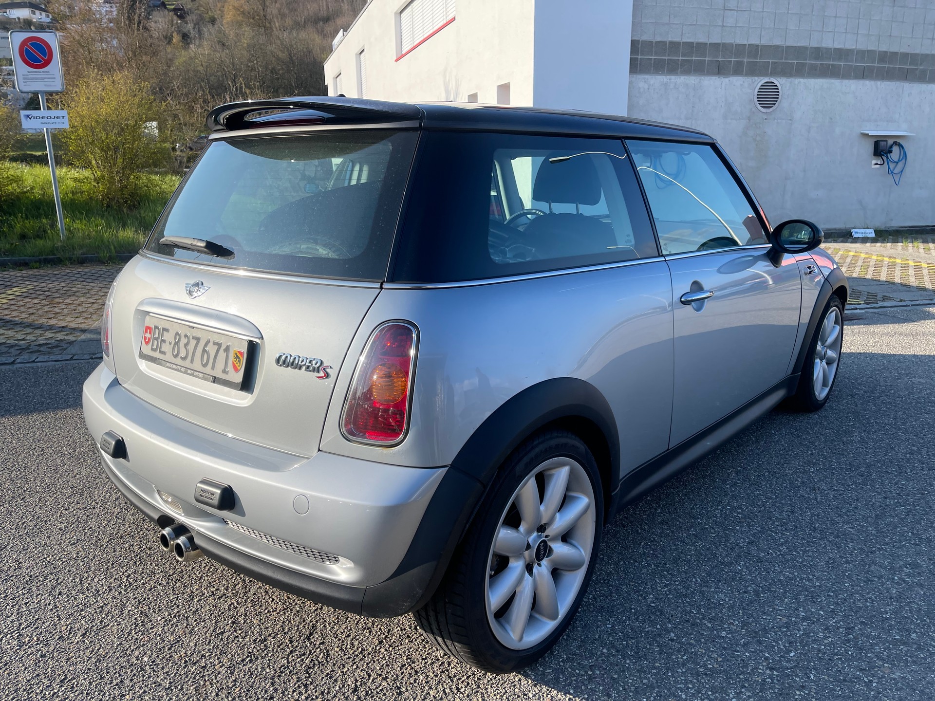 MINI Mini Cooper S-image-4