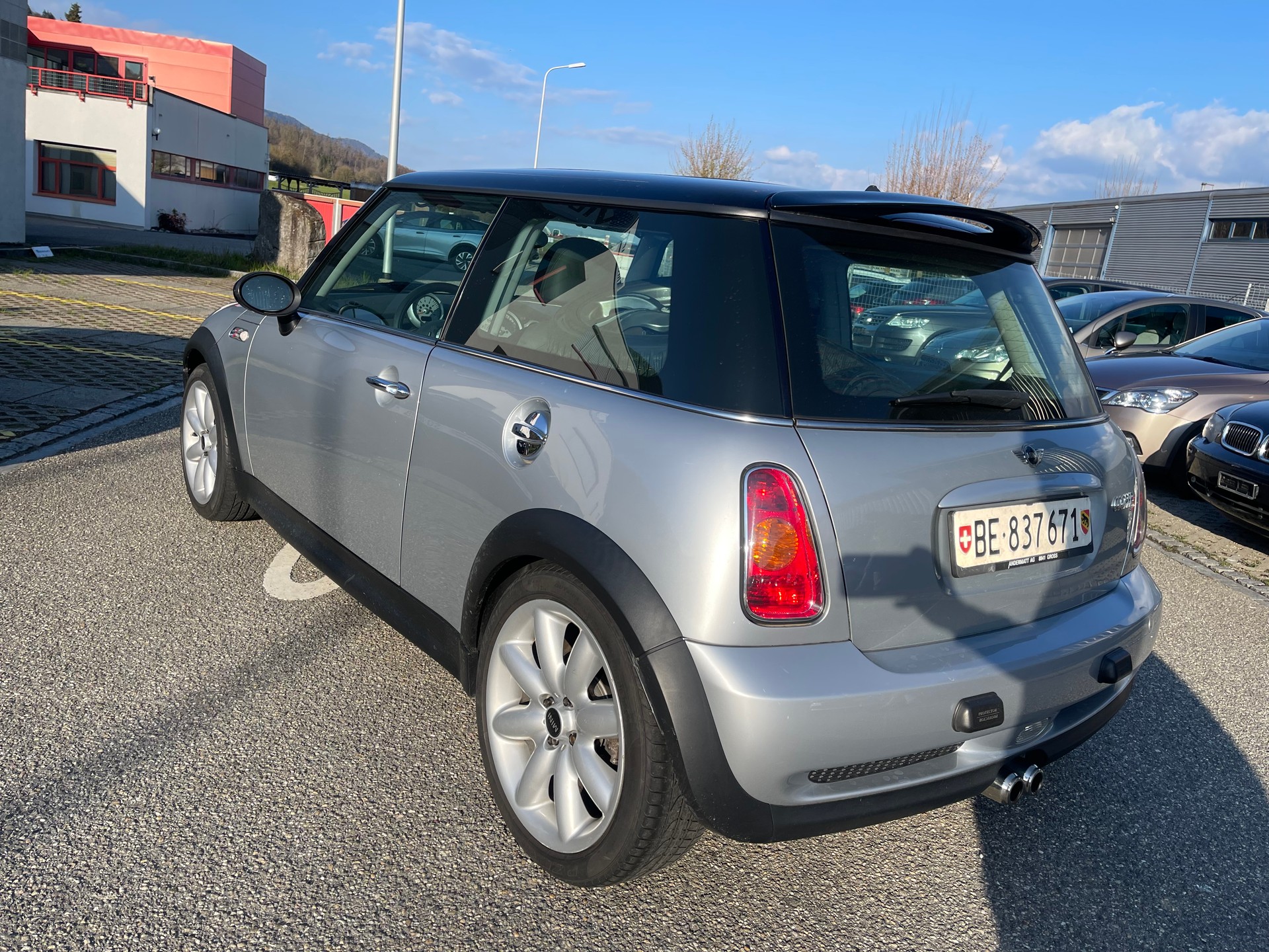 MINI Mini Cooper S-image-6