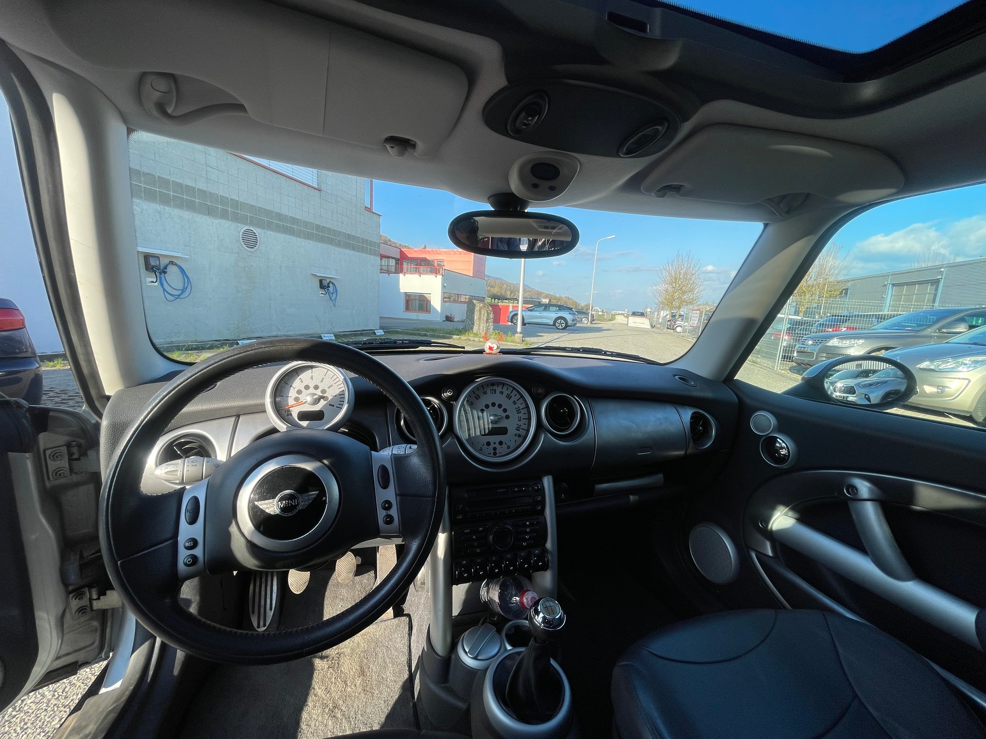 MINI Mini Cooper S-image-9