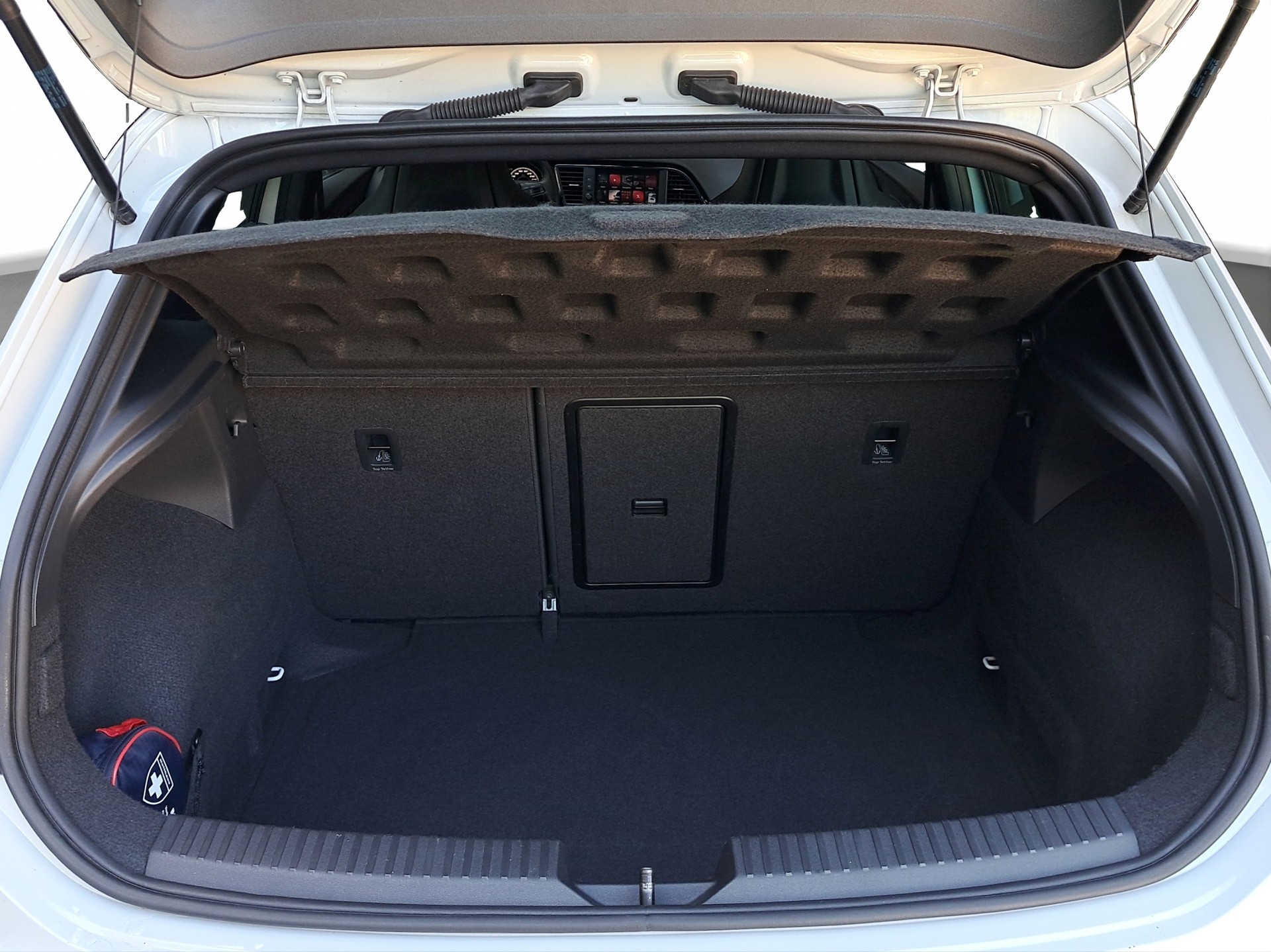 SEAT Leon 2.0 TSI Cupra 290 DSG-image-12