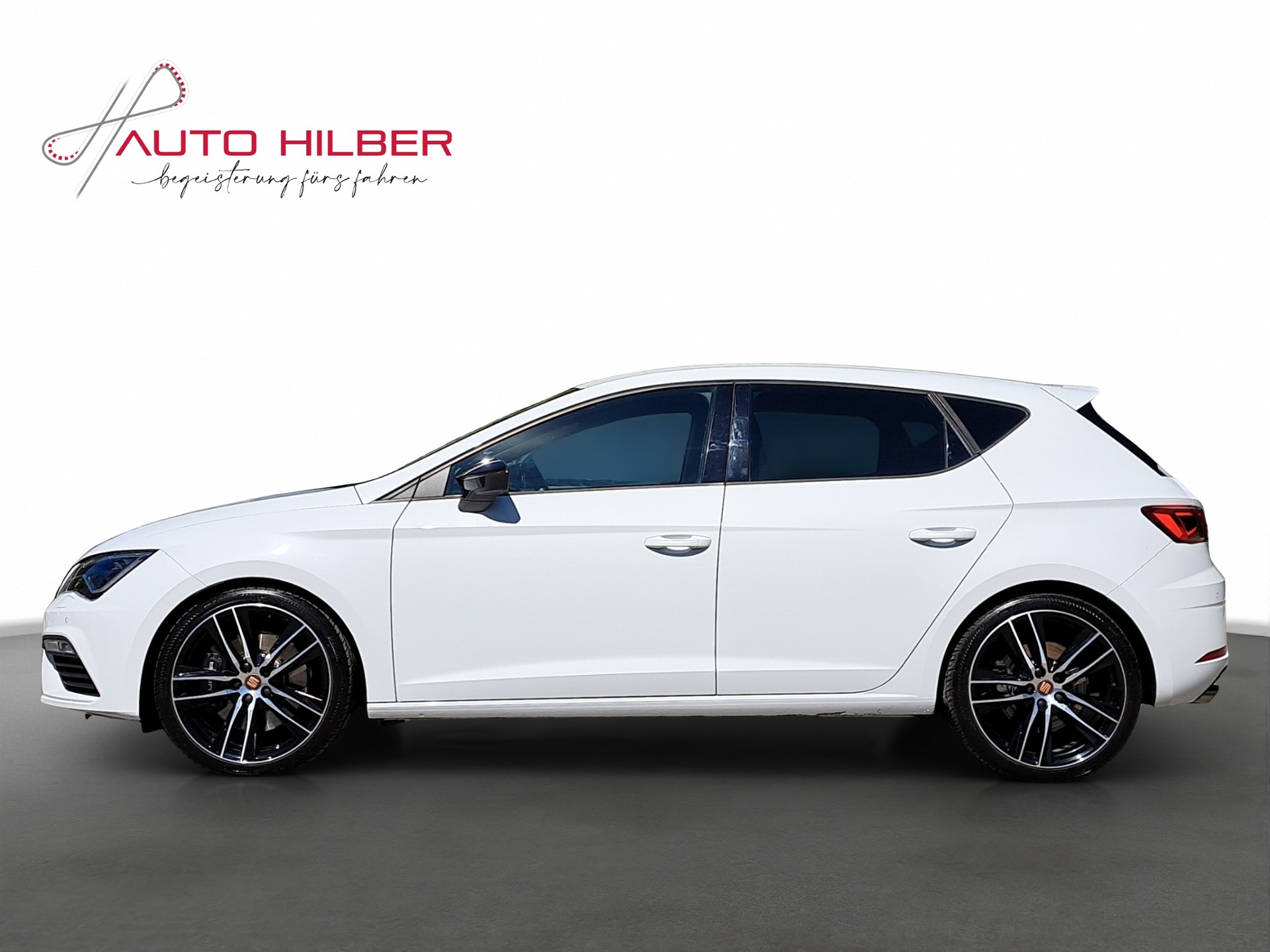 SEAT Leon 2.0 TSI Cupra 290 DSG-image-2