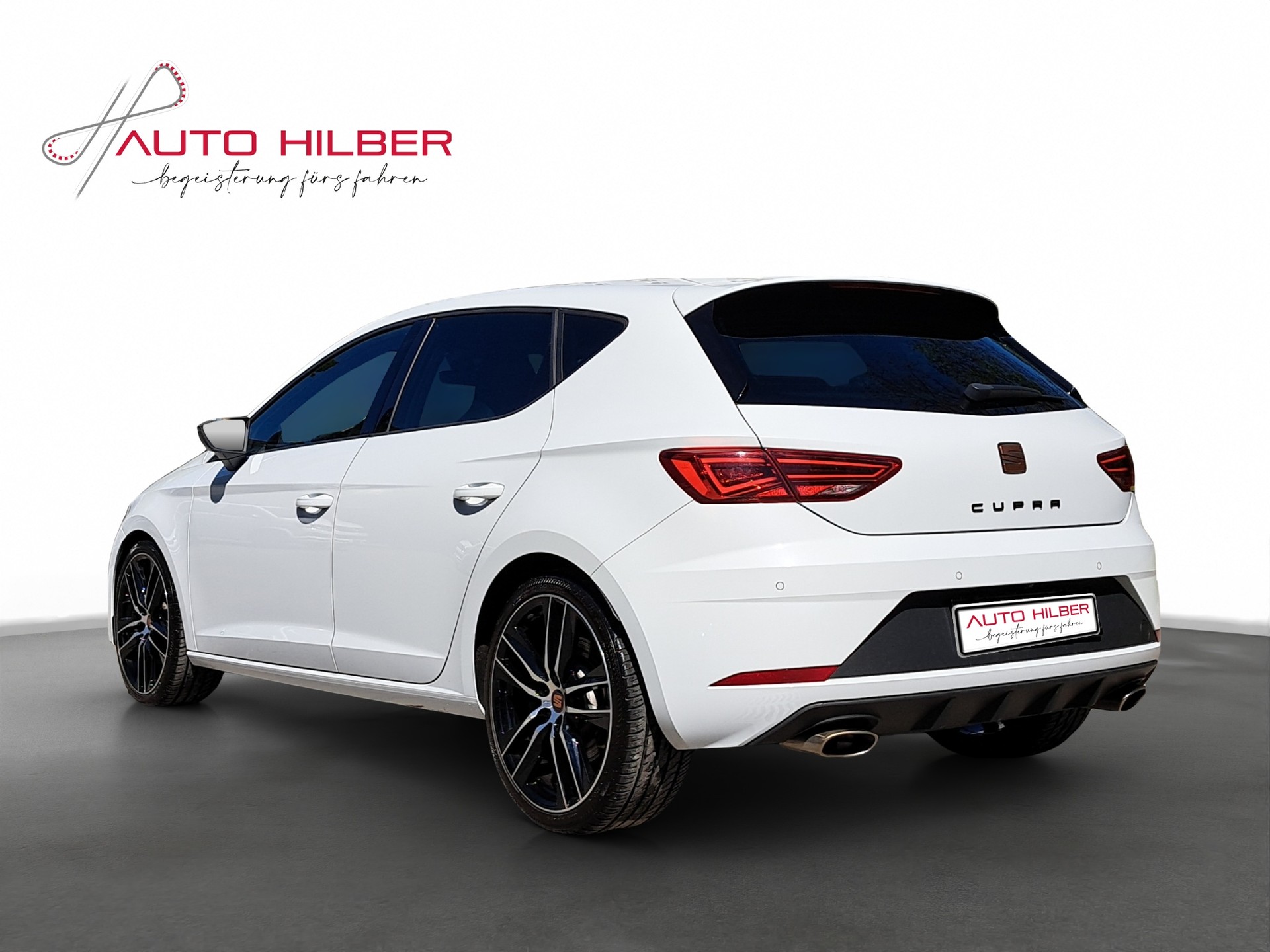 SEAT Leon 2.0 TSI Cupra 290 DSG-image-4