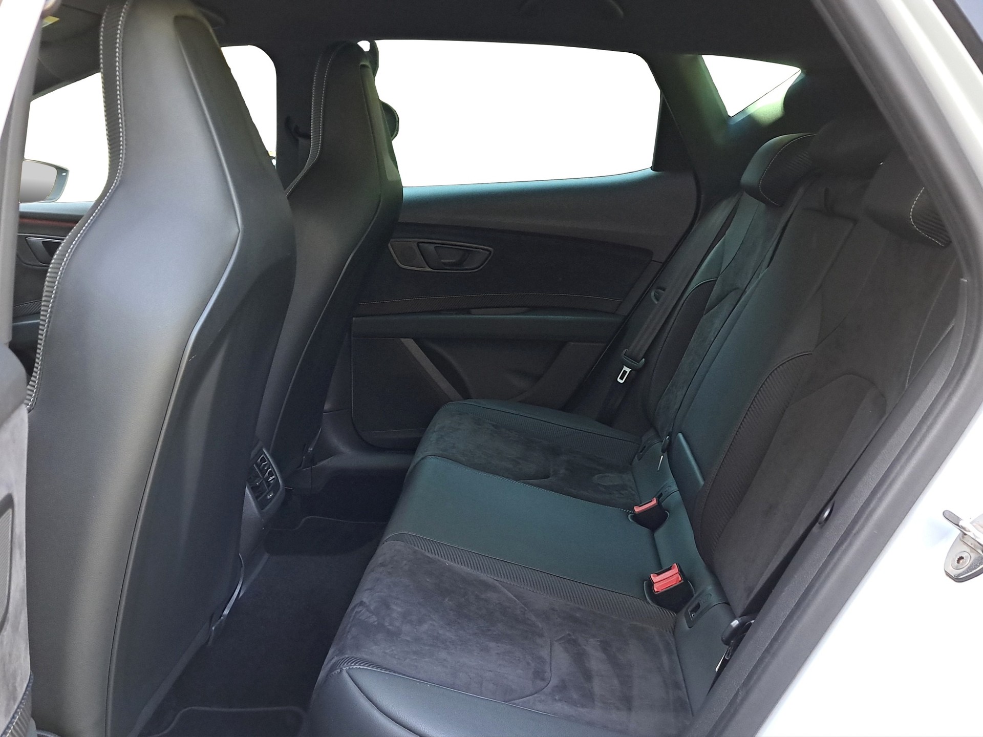 SEAT Leon 2.0 TSI Cupra 290 DSG-image-8