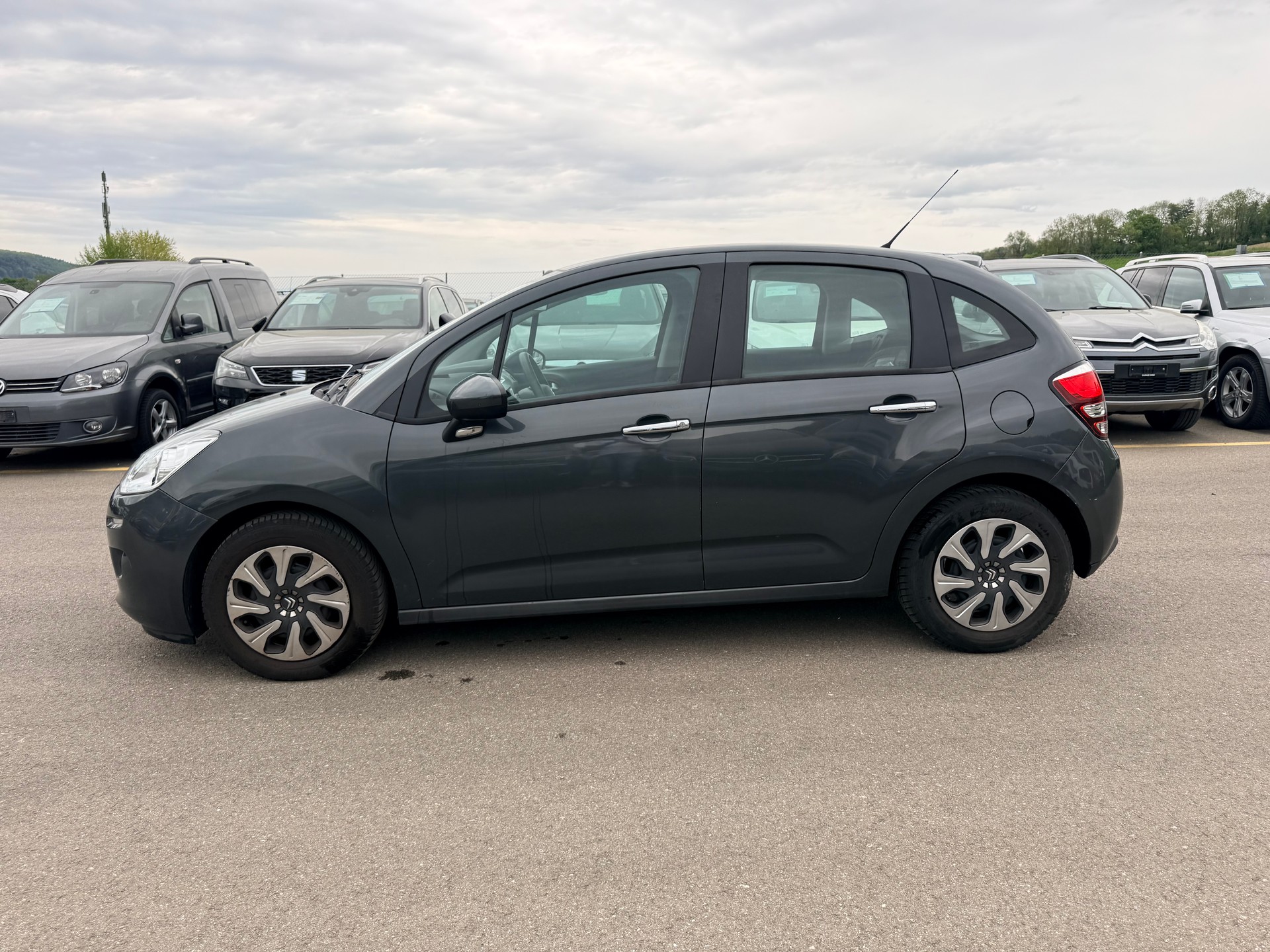 CITROEN C3 1.2i Attraction-image-13