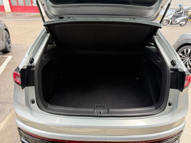 VW Taigo 1.0 TSI R-Line DSG-image-6