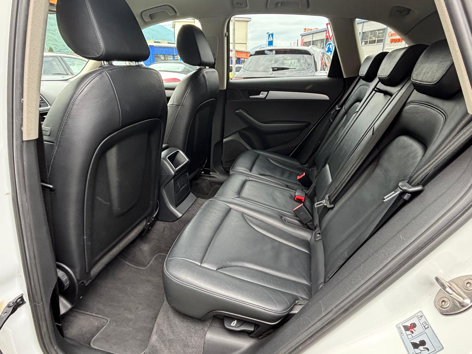 AUDI Q5 2.0 TDI quattro S-tronic-image-6