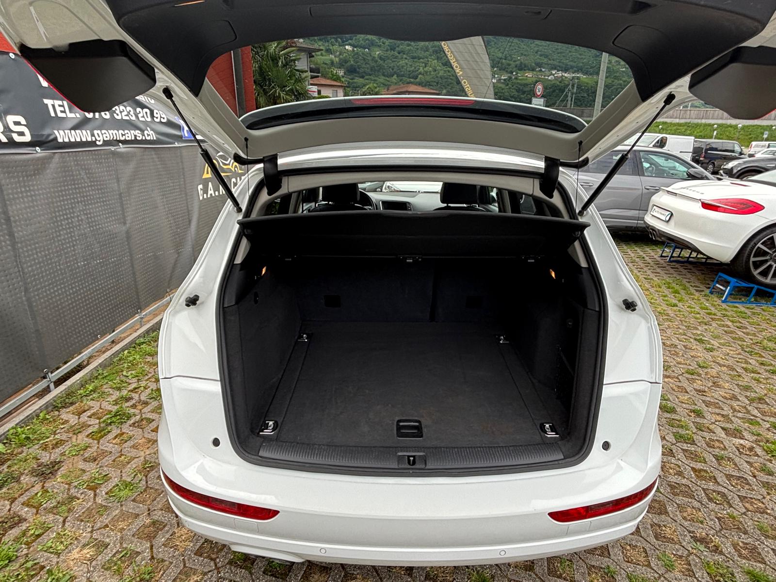 AUDI Q5 2.0 TDI quattro S-tronic-image-9