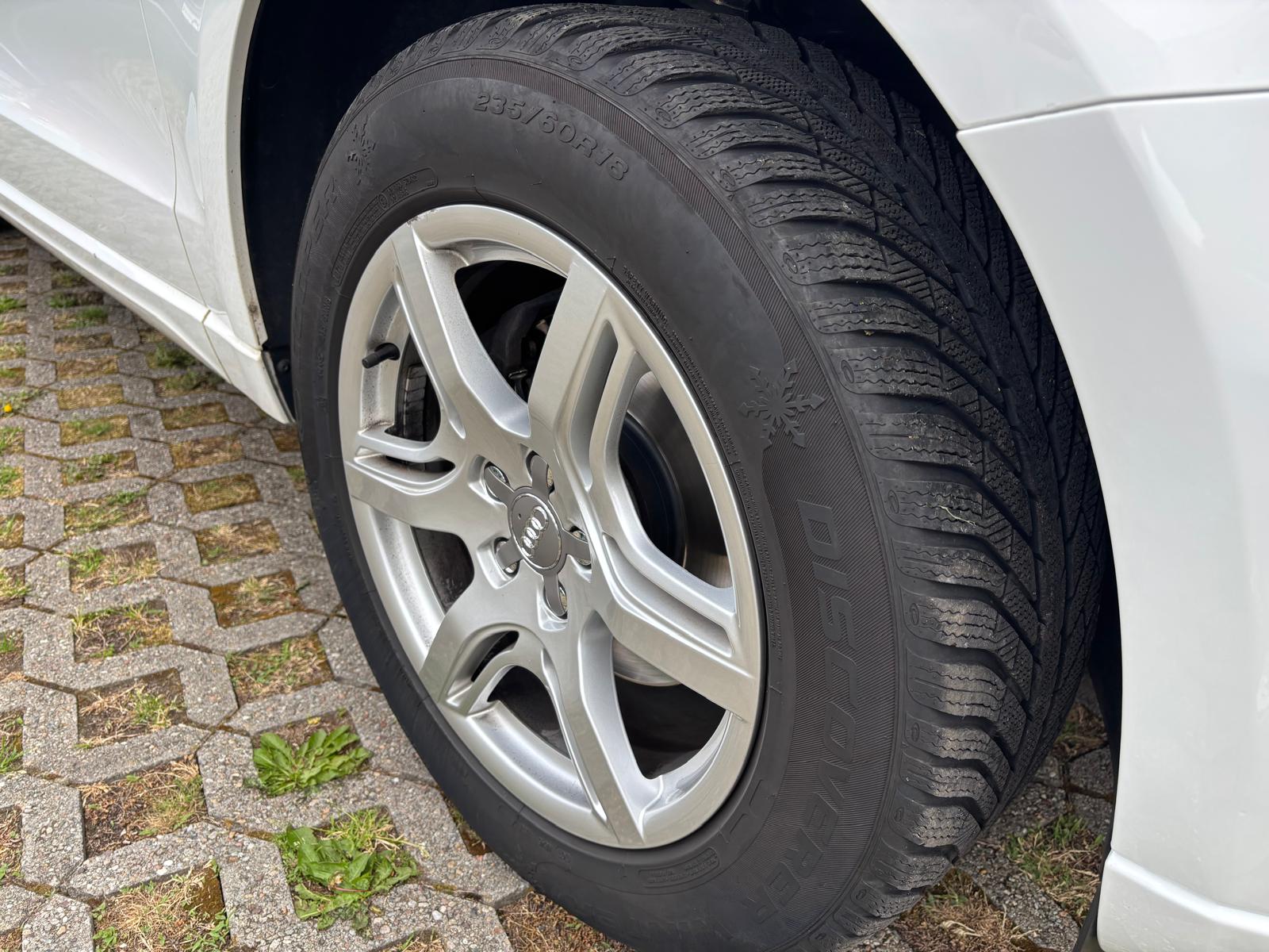 AUDI Q5 2.0 TDI quattro S-tronic-image-11