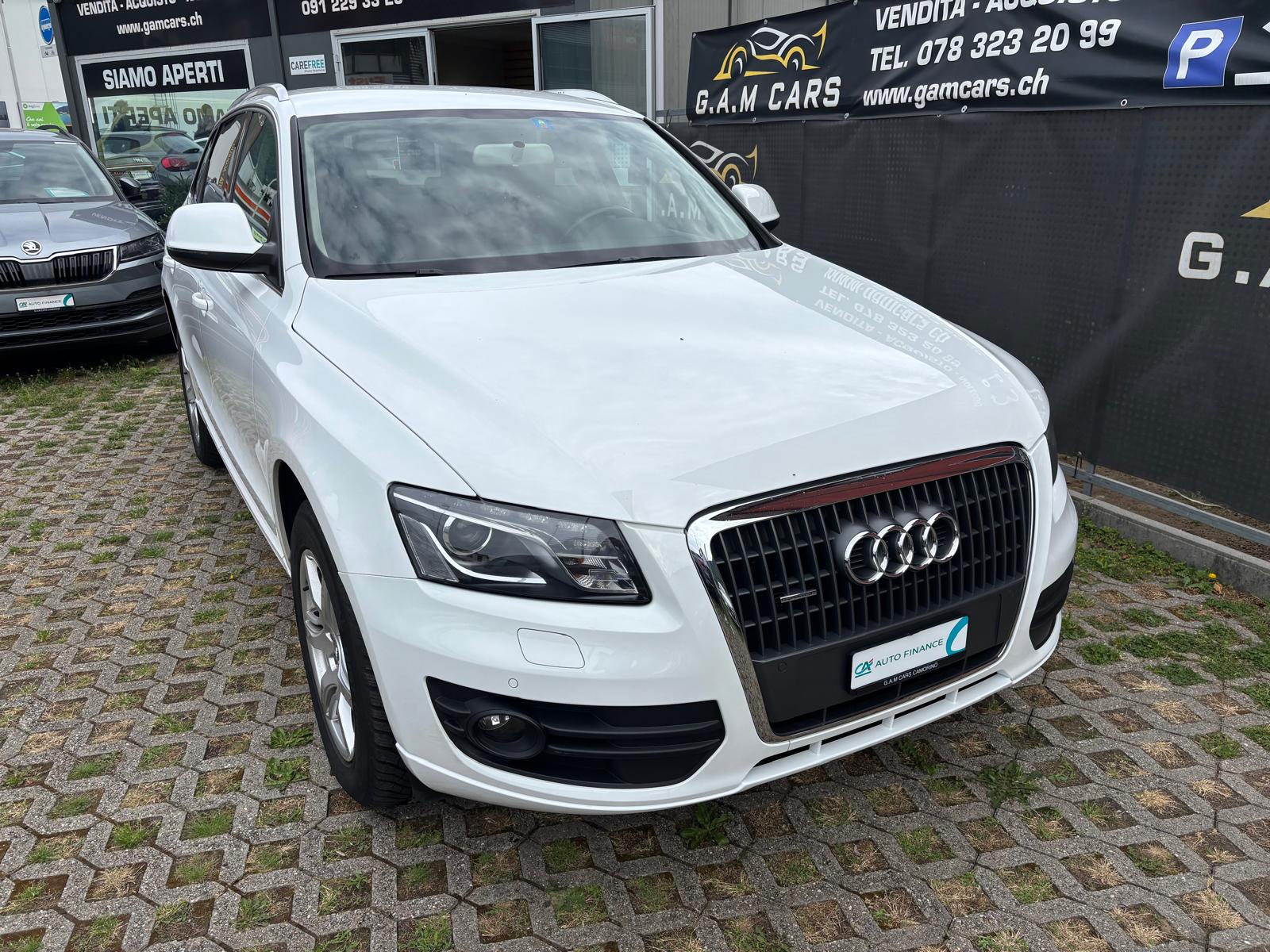 AUDI Q5 2.0 TDI quattro S-tronic-image-1