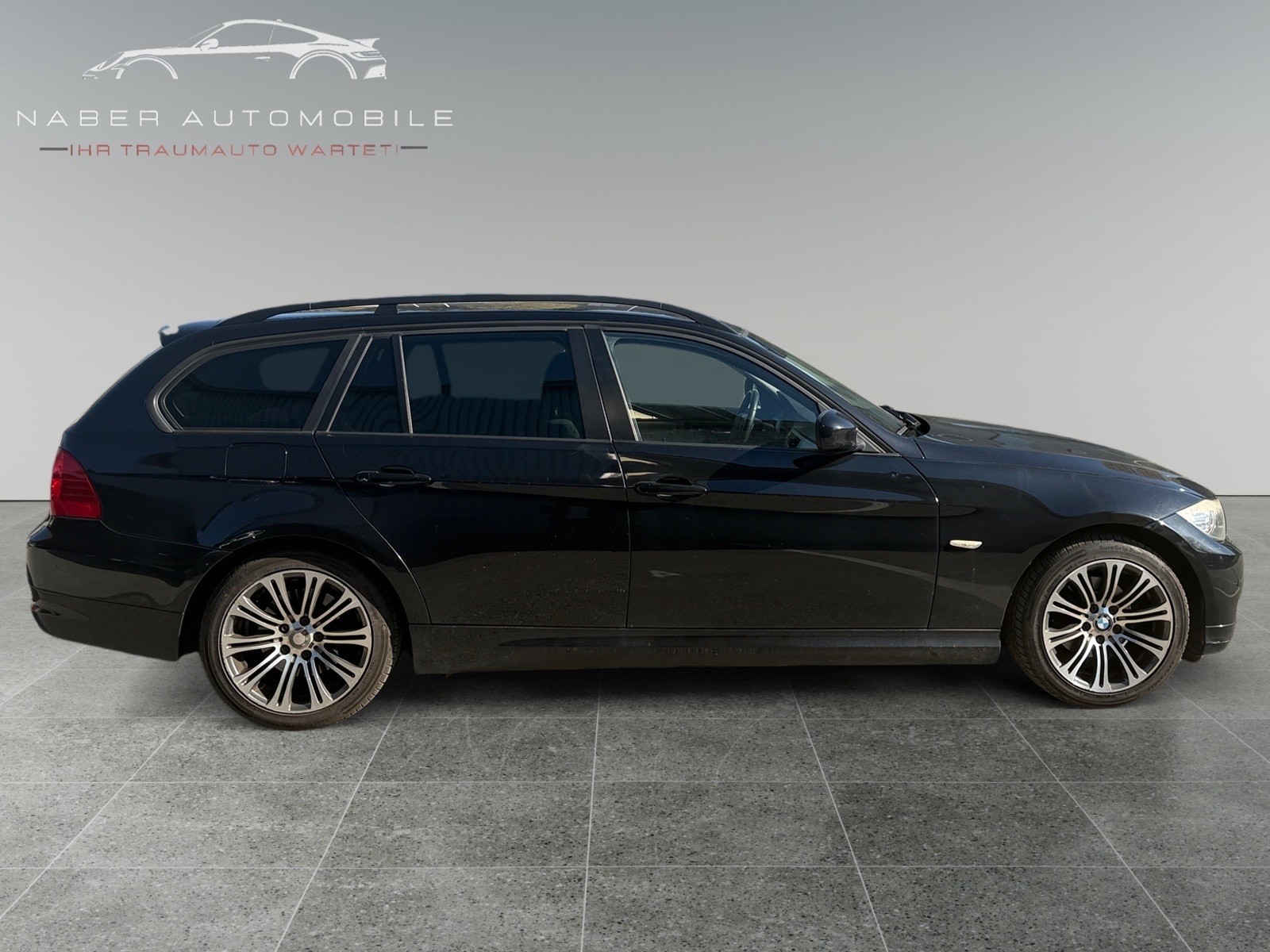 BMW 318i Touring Steptronic-image-5