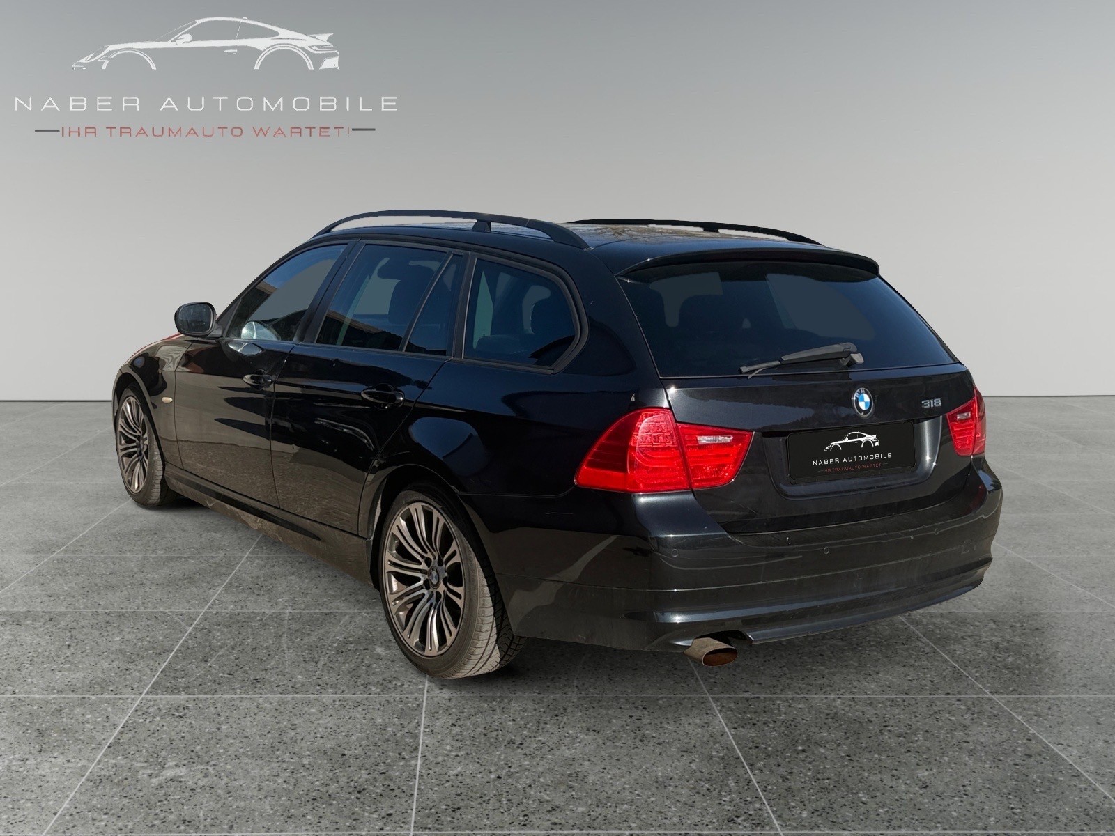 BMW 318i Touring Steptronic-image-2