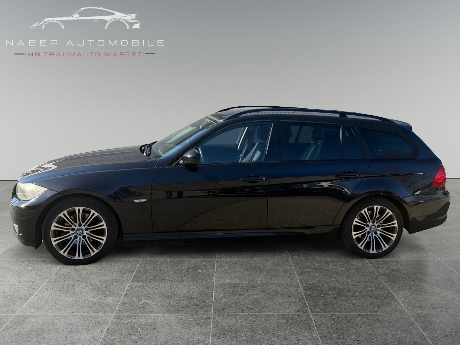 BMW 318i Touring Steptronic-image-1