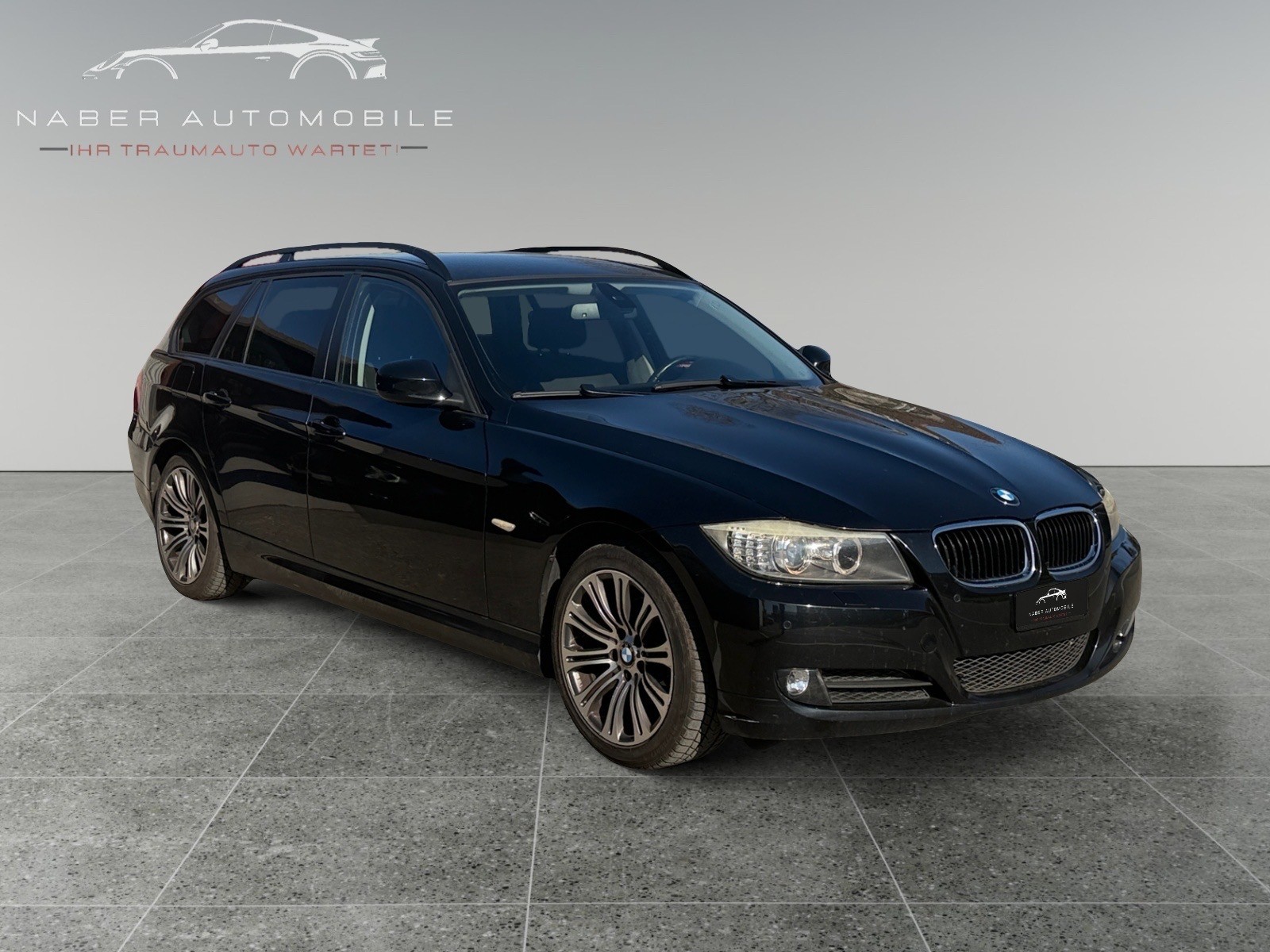 BMW 318i Touring Steptronic-image-6