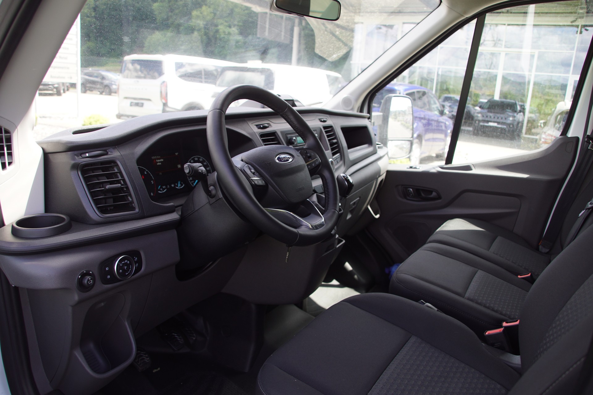 FORD Transit 350 L3 Trend 2.0 TDCi 130 RWD Koffer-image-10