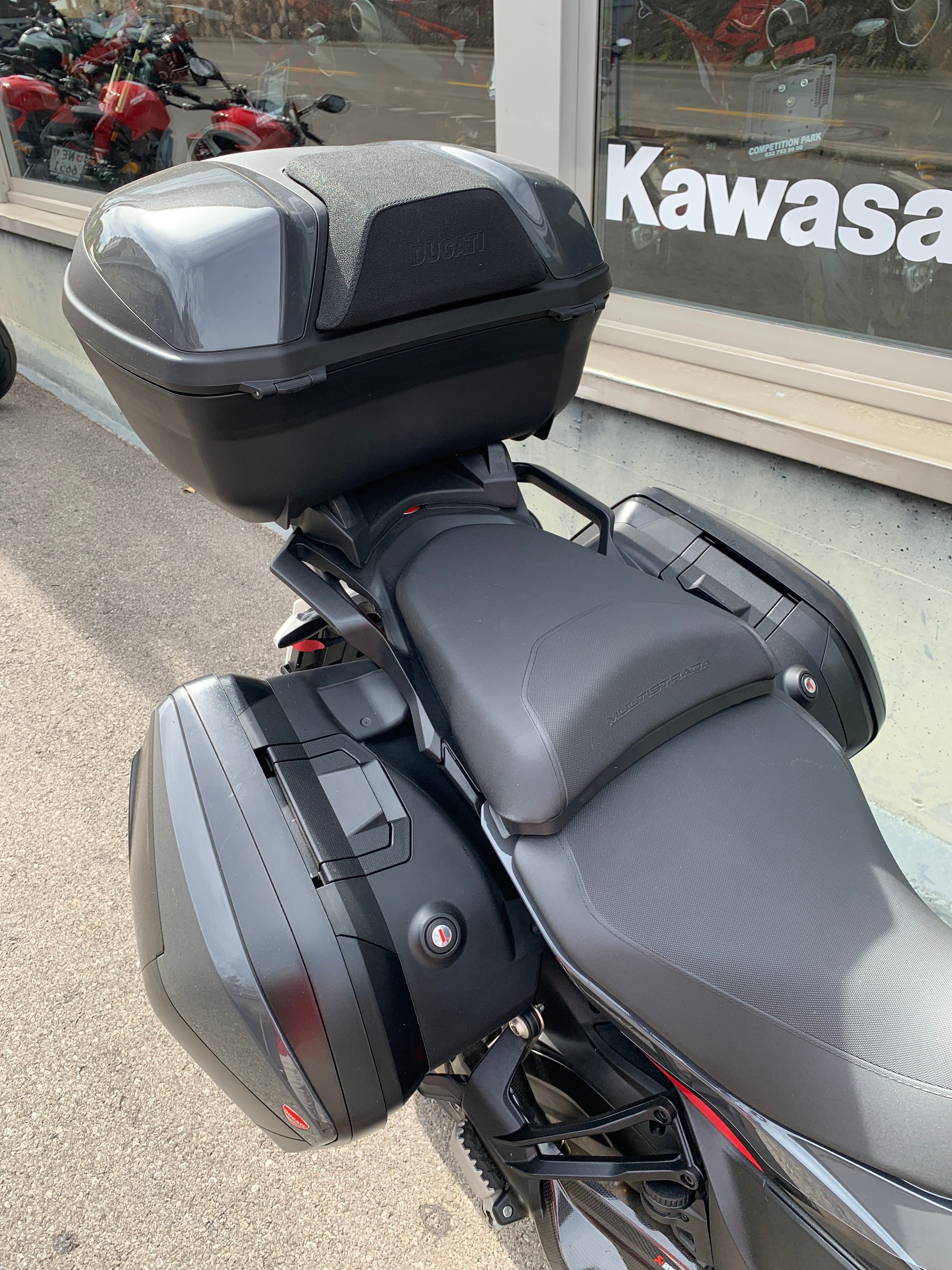 DUCATI Multistrada V2 S Touring-image-6
