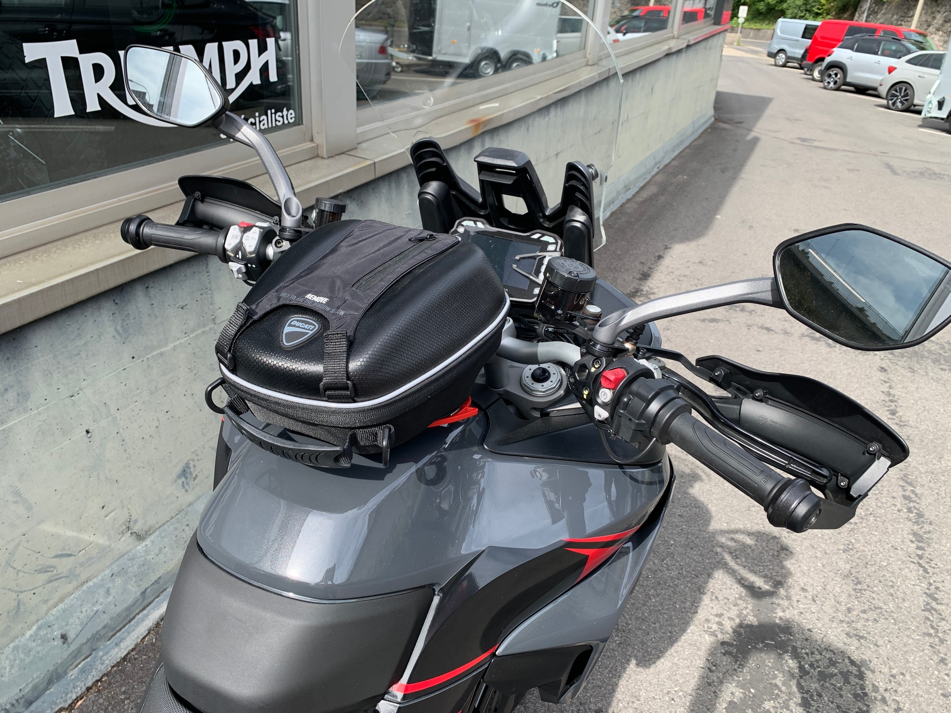DUCATI Multistrada V2 S Touring-image-7