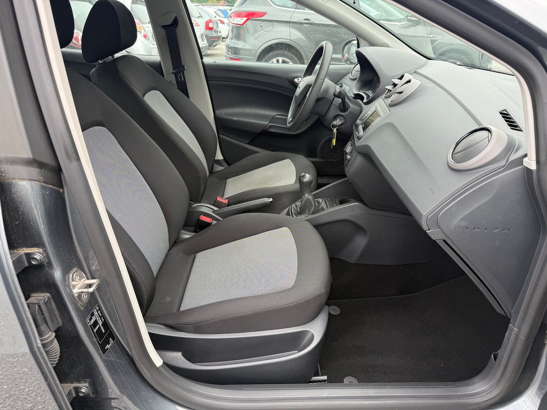 SEAT Ibiza 1.0 EcoTSI Reference-image-6