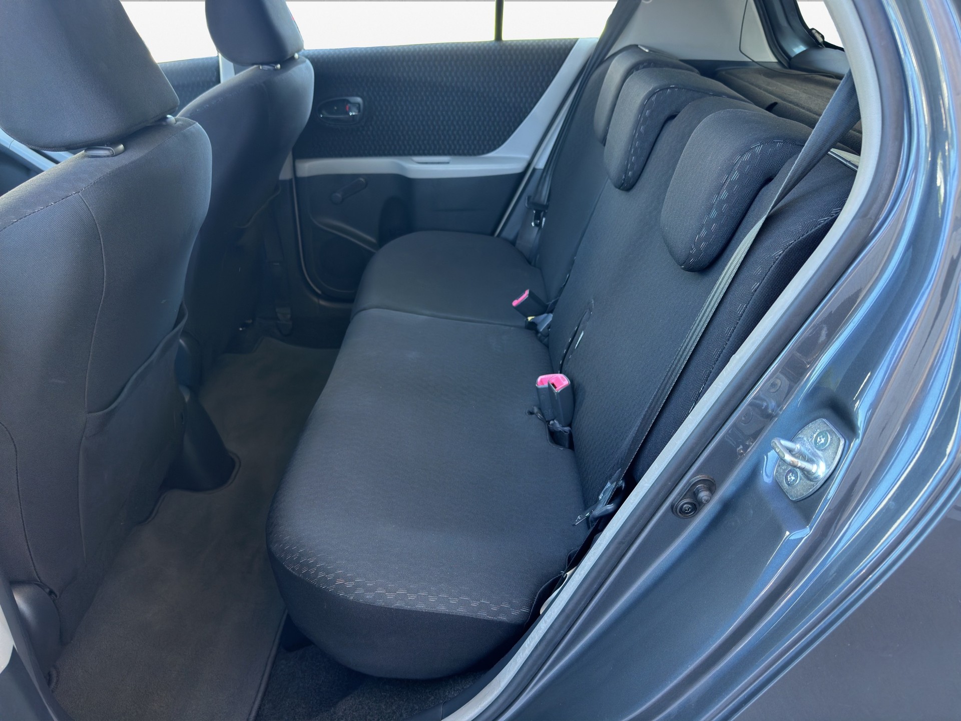 TOYOTA Yaris 1.8 TS-image-10