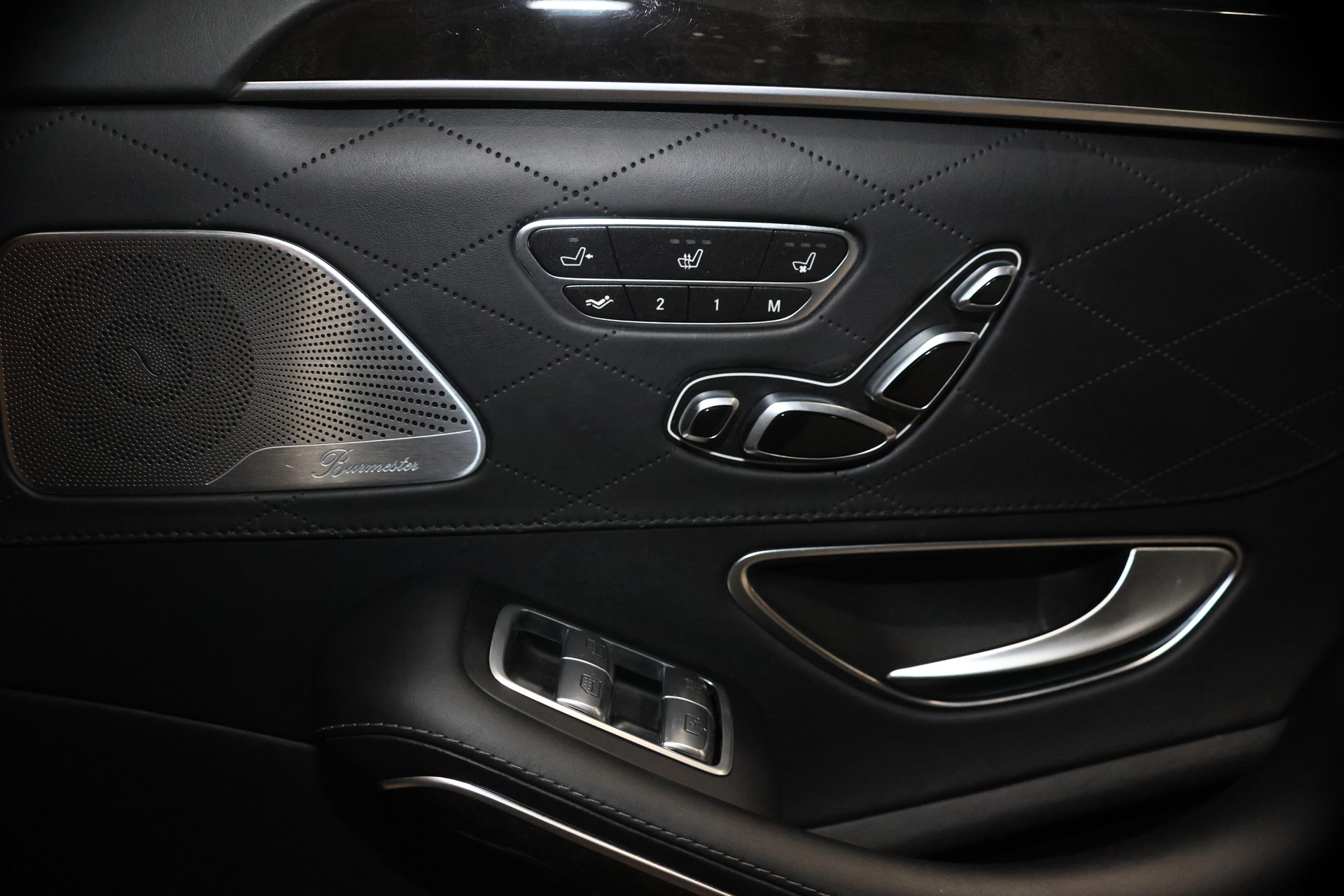 MERCEDES-BENZ S 500 V8 4matic lang S63-UMBAU-image-15