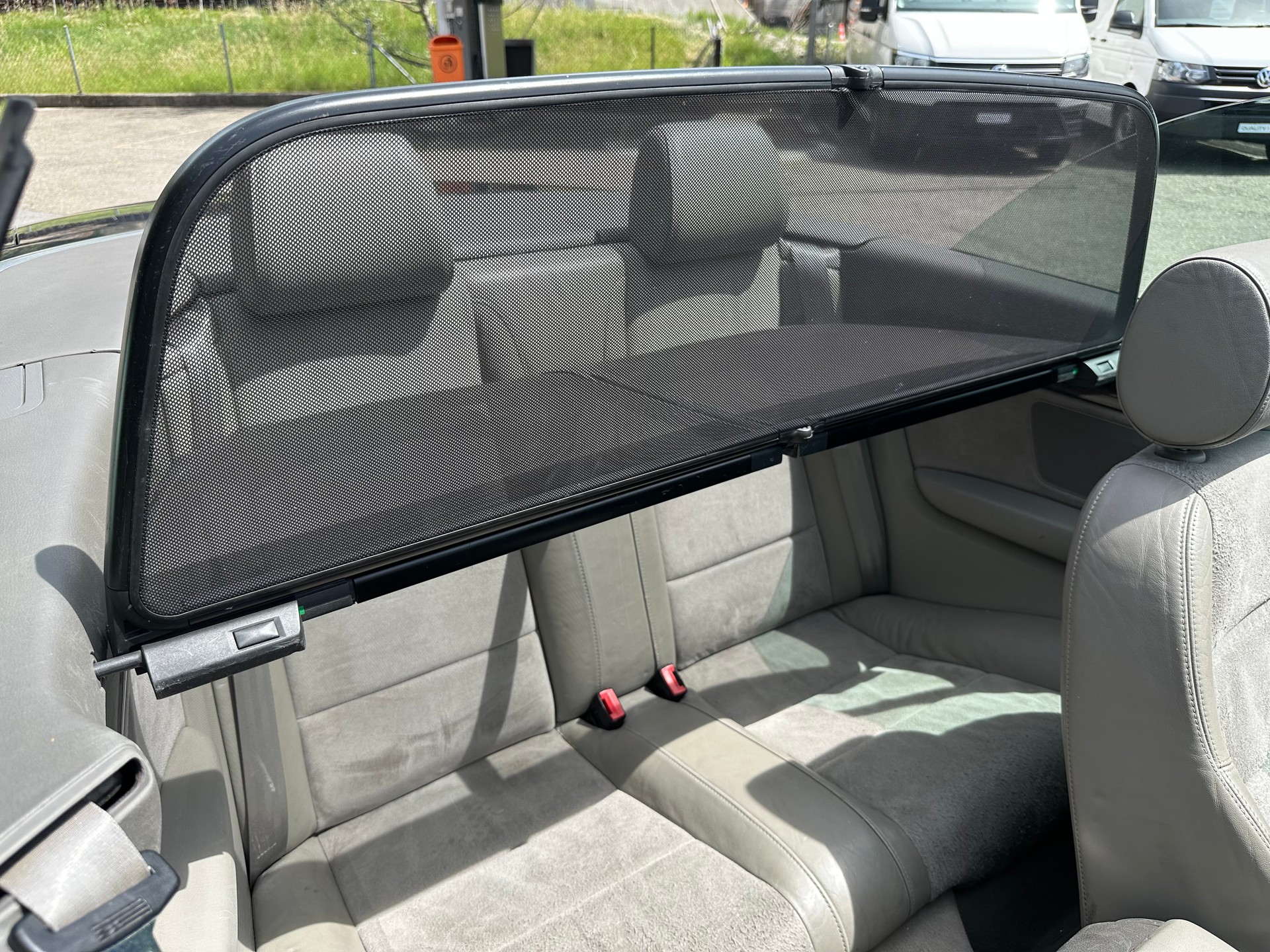 AUDI A4 Cabriolet 3.0 V6-image-12