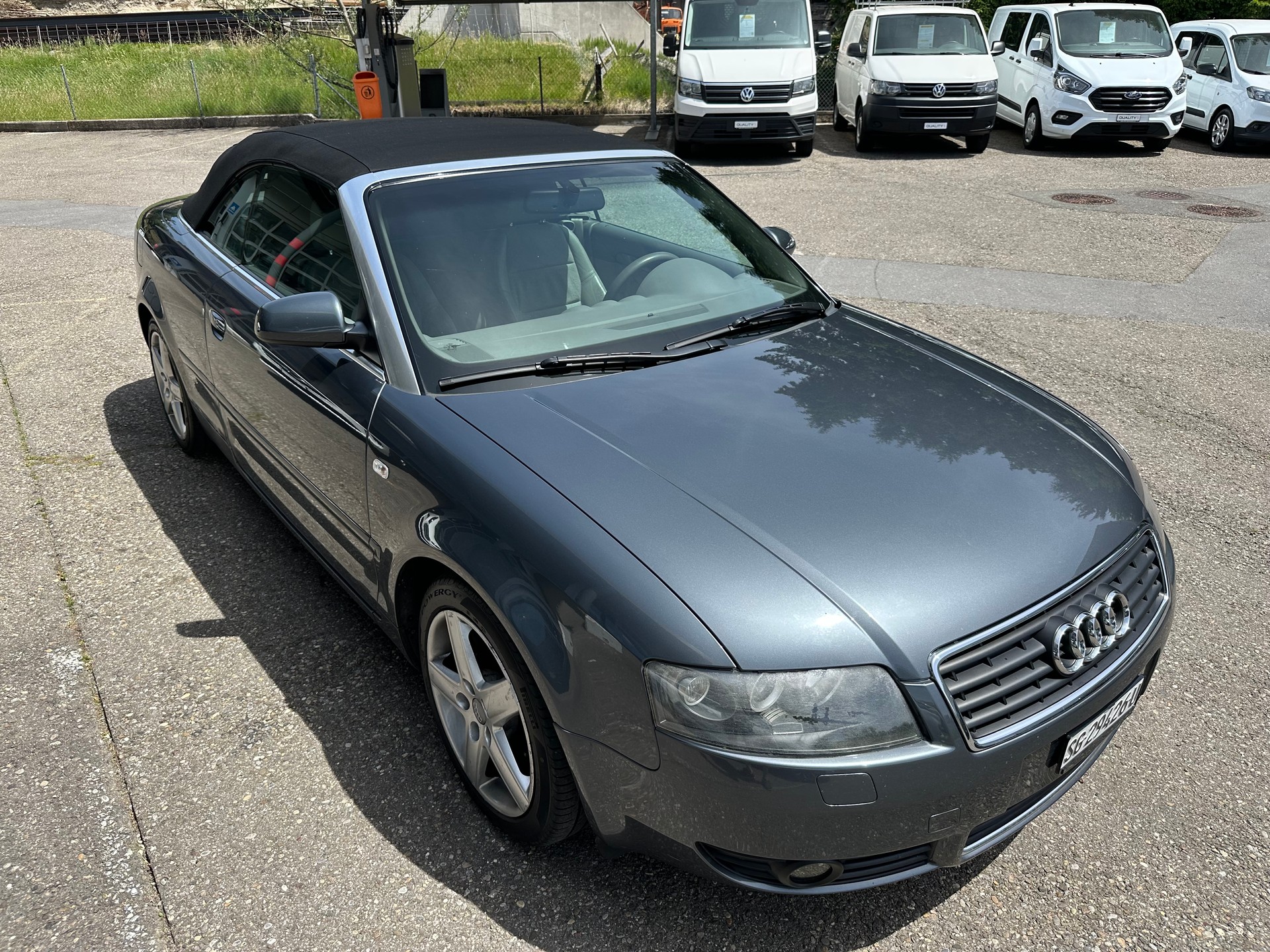 AUDI A4 Cabriolet 3.0 V6-image-4