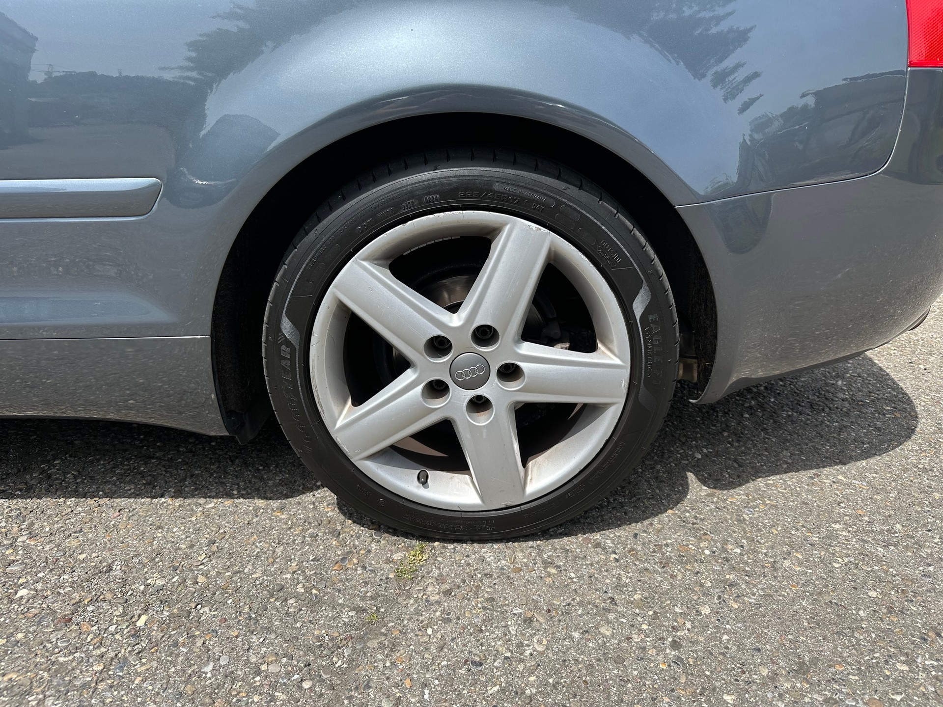 AUDI A4 Cabriolet 3.0 V6-image-5