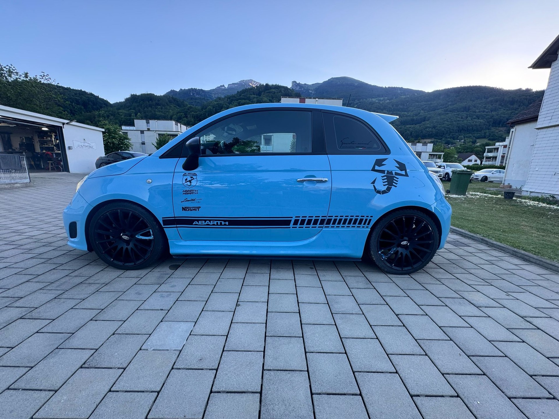 FIAT 500 1.4 16V Turbo Abarth Dualogic-image-3