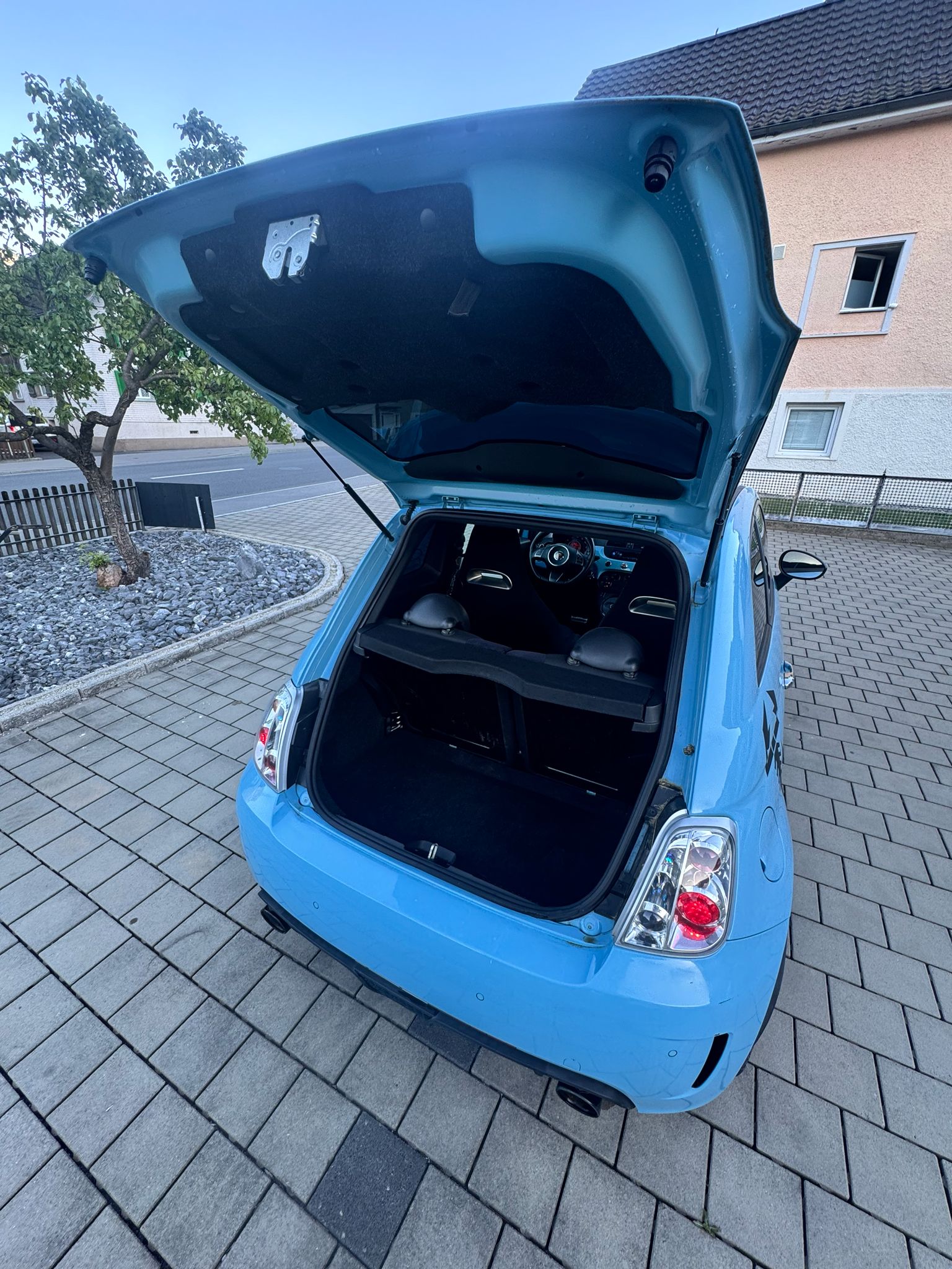 FIAT 500 1.4 16V Turbo Abarth Dualogic-image-8