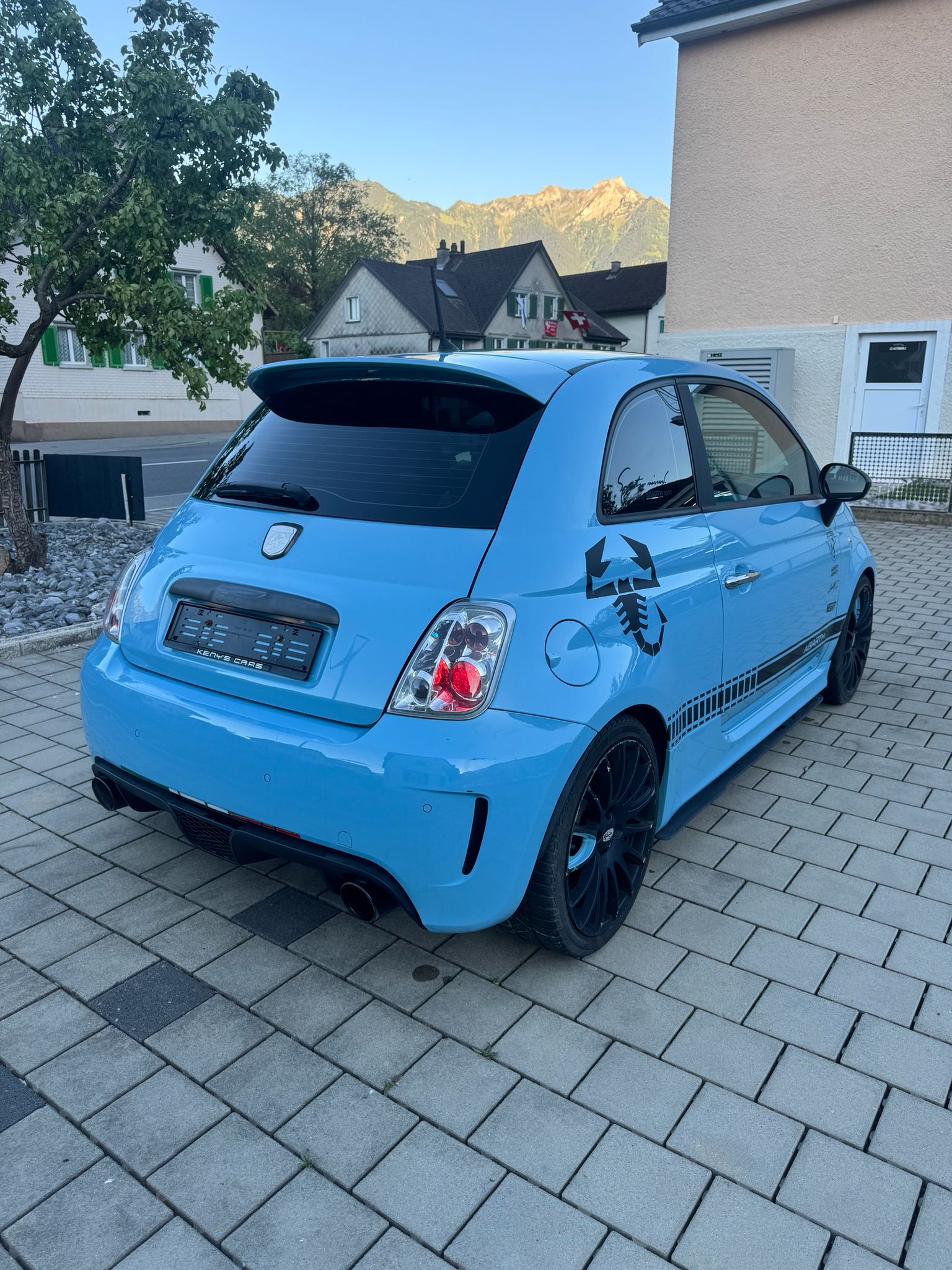 FIAT 500 1.4 16V Turbo Abarth Dualogic-image-6