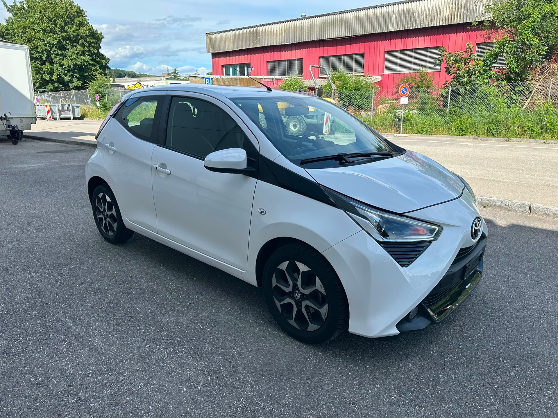 TOYOTA Aygo 1.0 VVT-i Trend-image-1